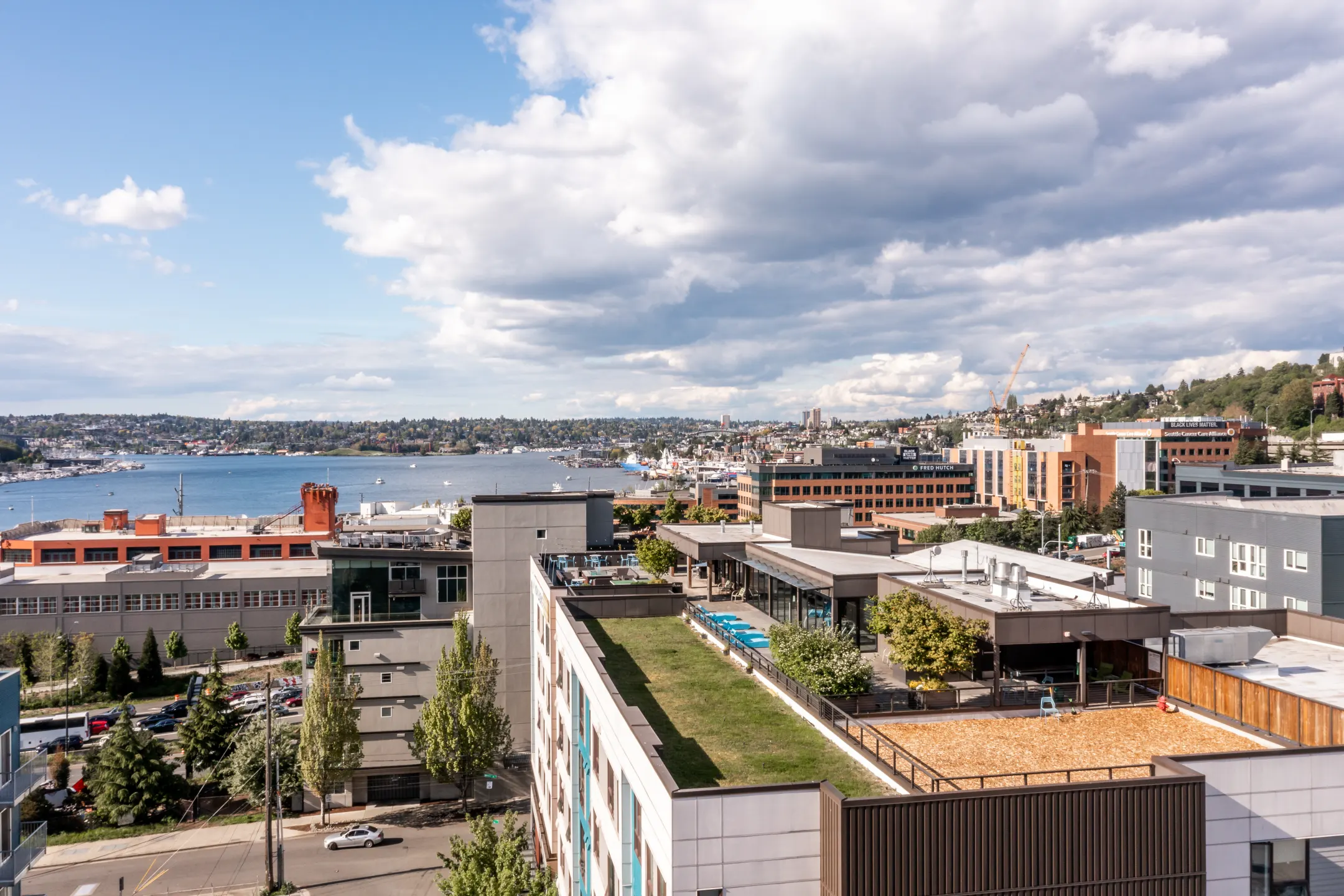 Building - Rivet Apartments - Seattle, WA