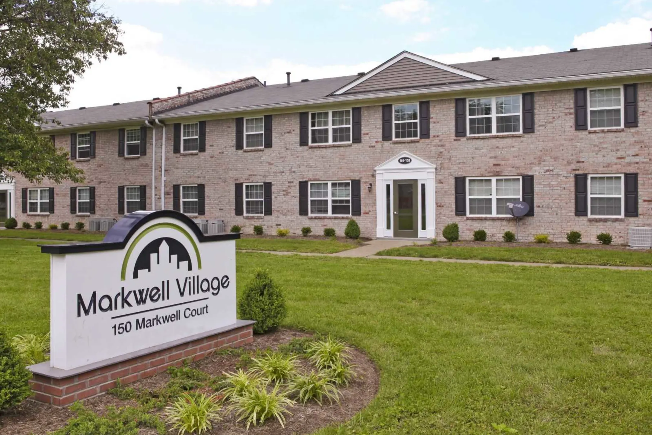 Community Signage - Markwell Village Apartments - Louisville, KY