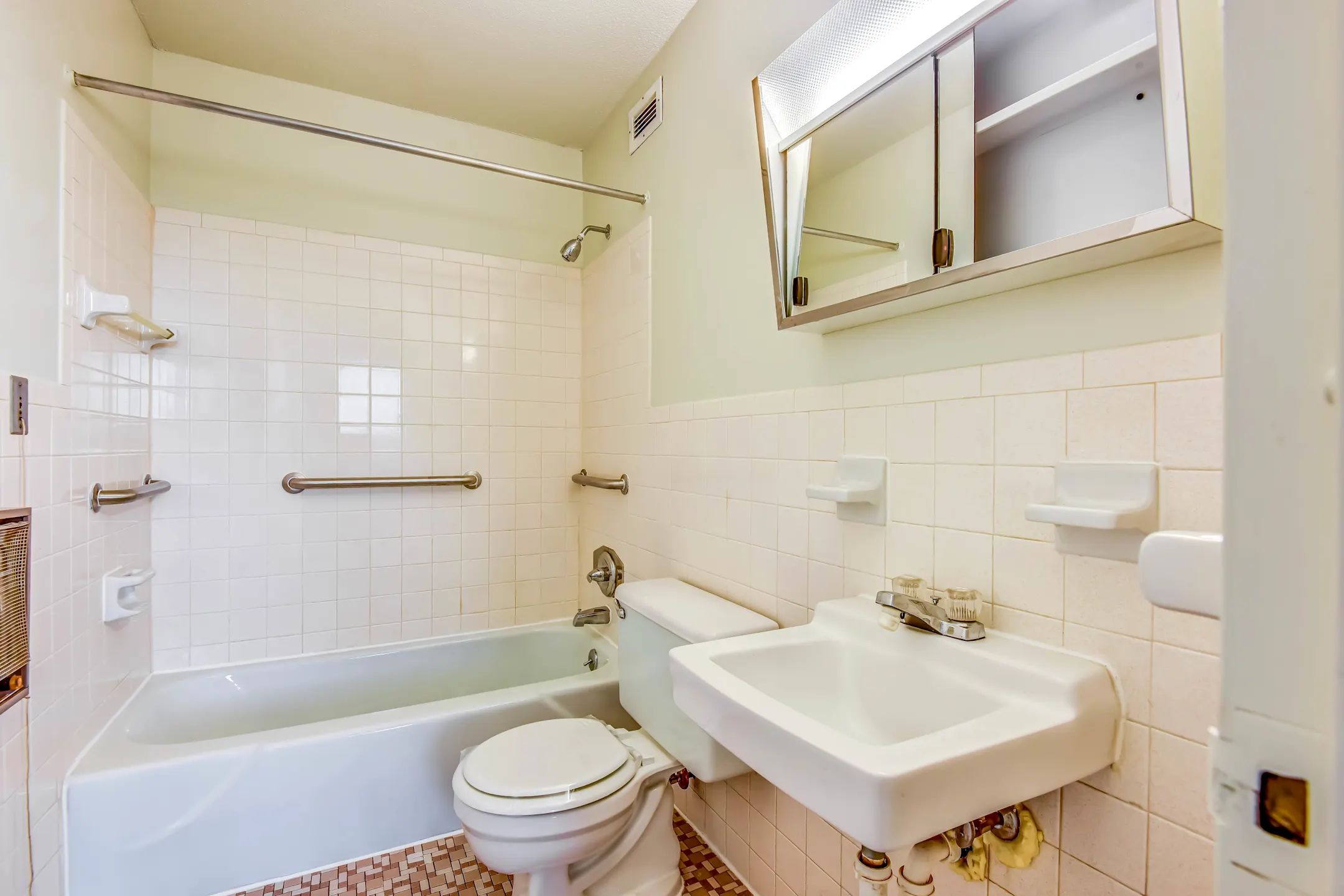 Newfield Towers Apartments Middletown, CT 06457