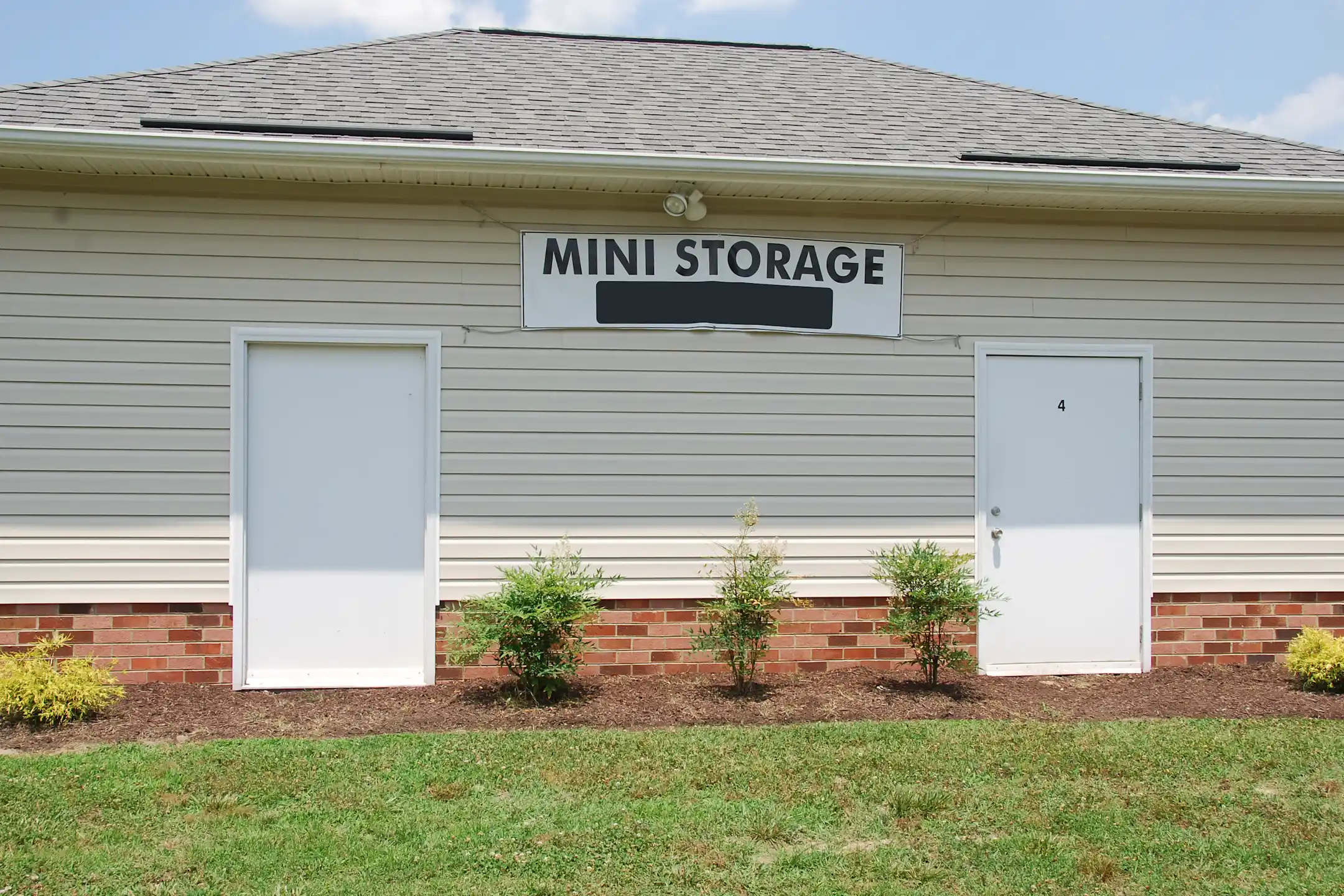 Colonial Square 10809 King William Rd Aylett, VA Apartments for