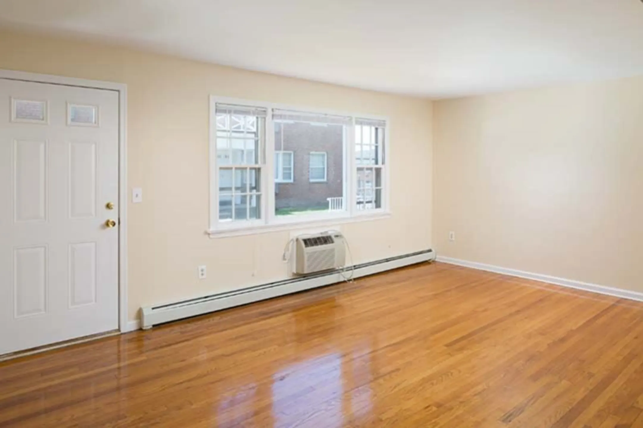 Rutherford Heights Apartments East Rutherford, NJ 07073