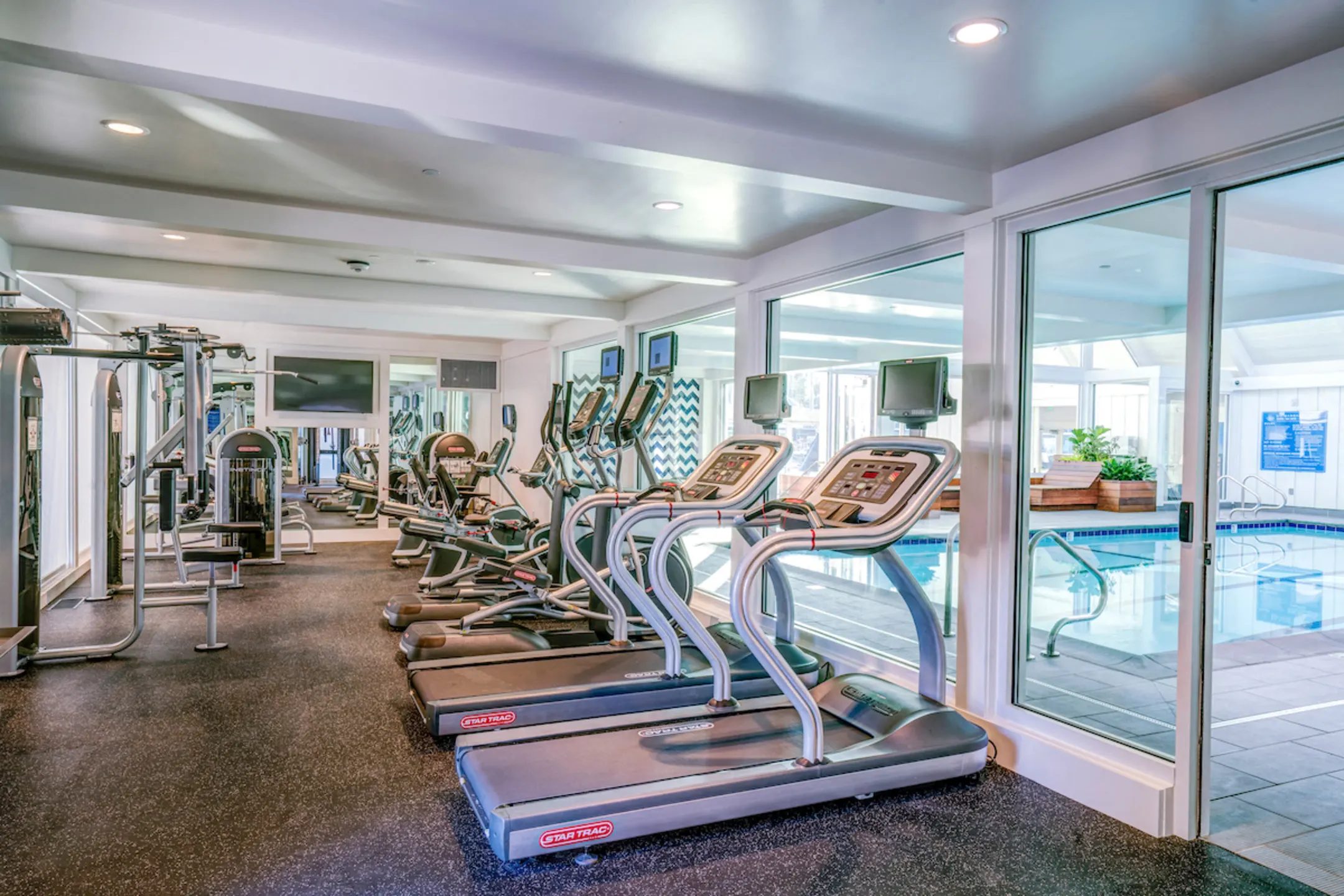 Fitness Weight Room - The Cove At Tiburon - Belvedere Tiburon, CA