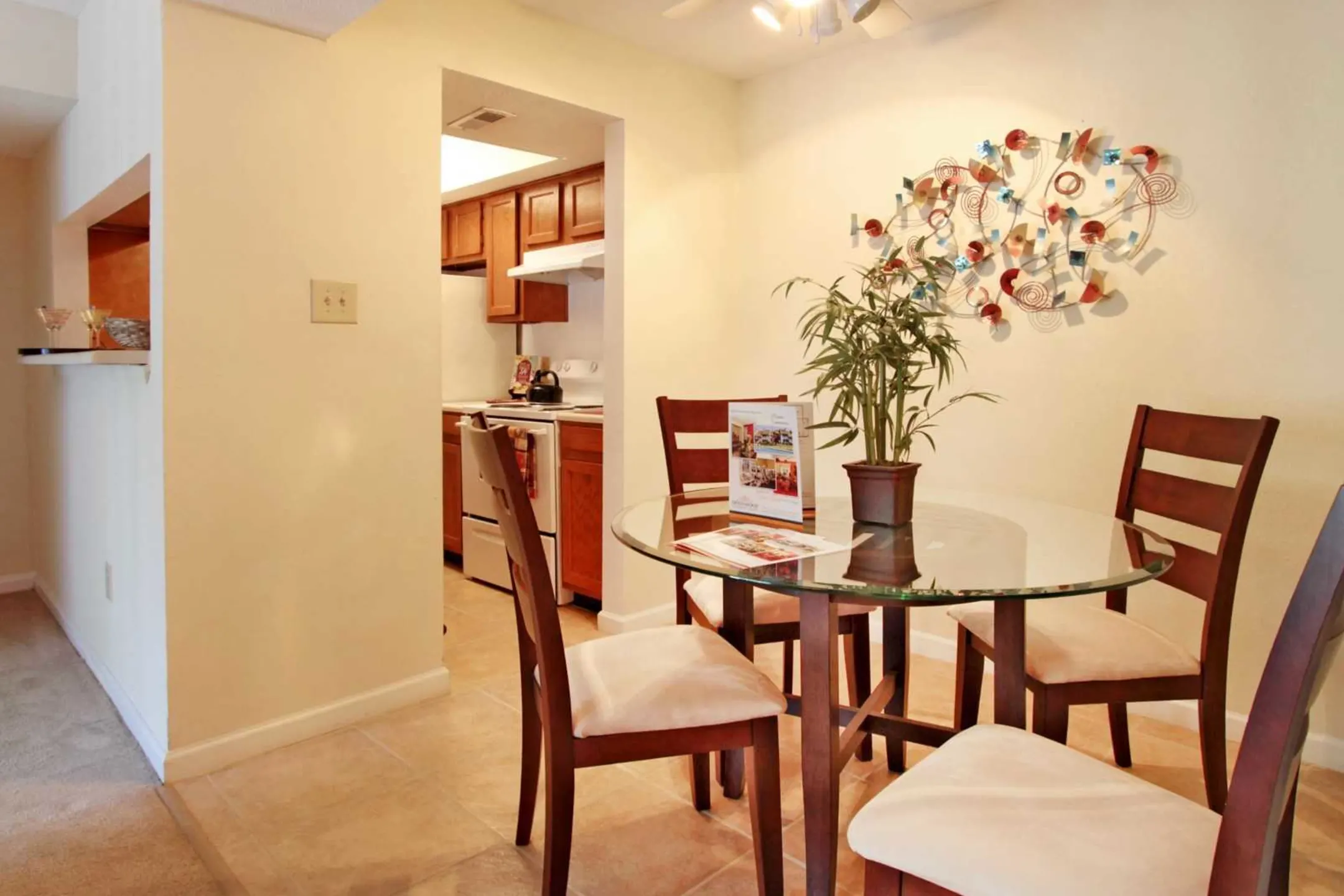 Dining Room - Devonwood Apartment Homes - Charlotte, NC