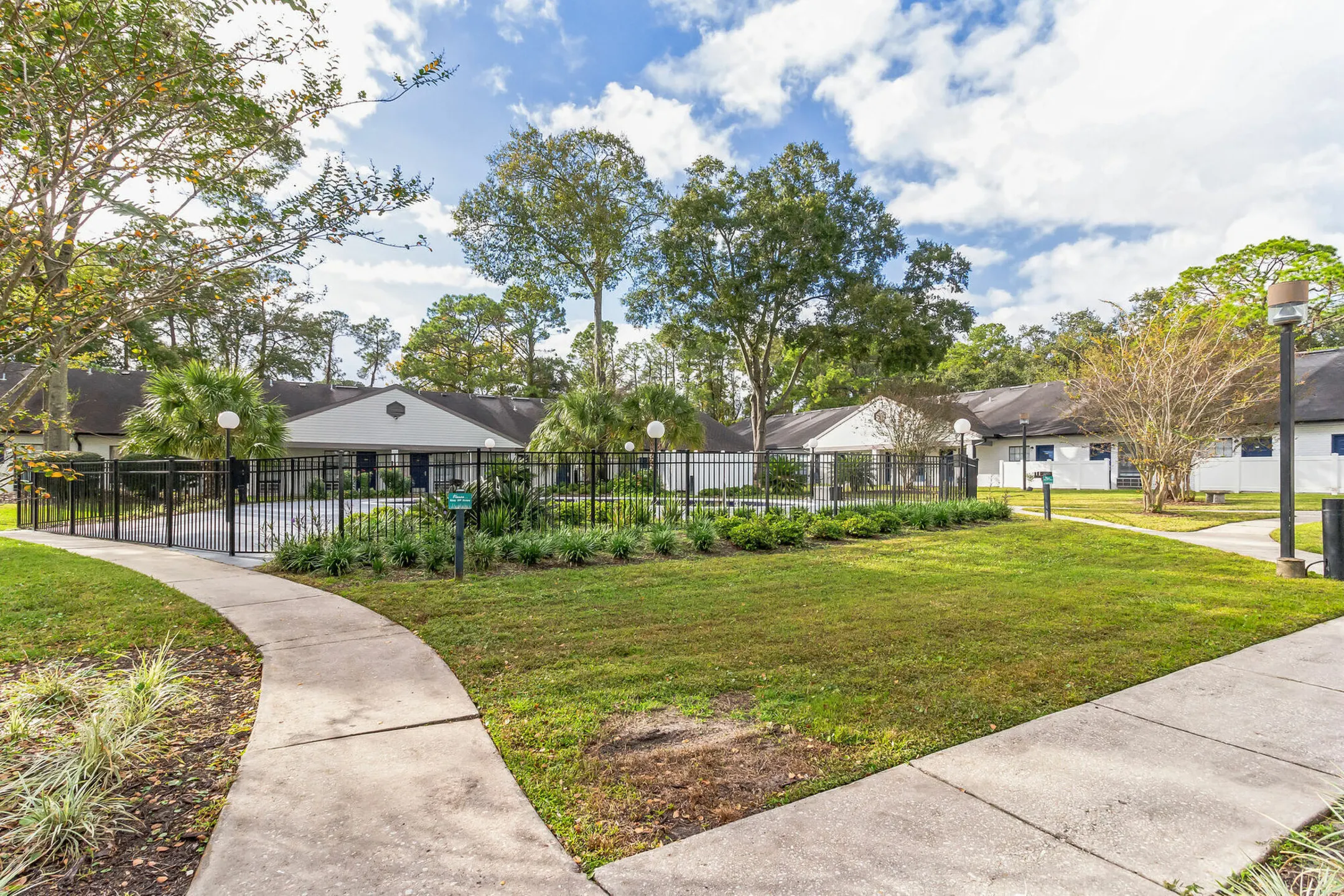 Vivo Living Jacksonville Apartments Jacksonville, FL 32210