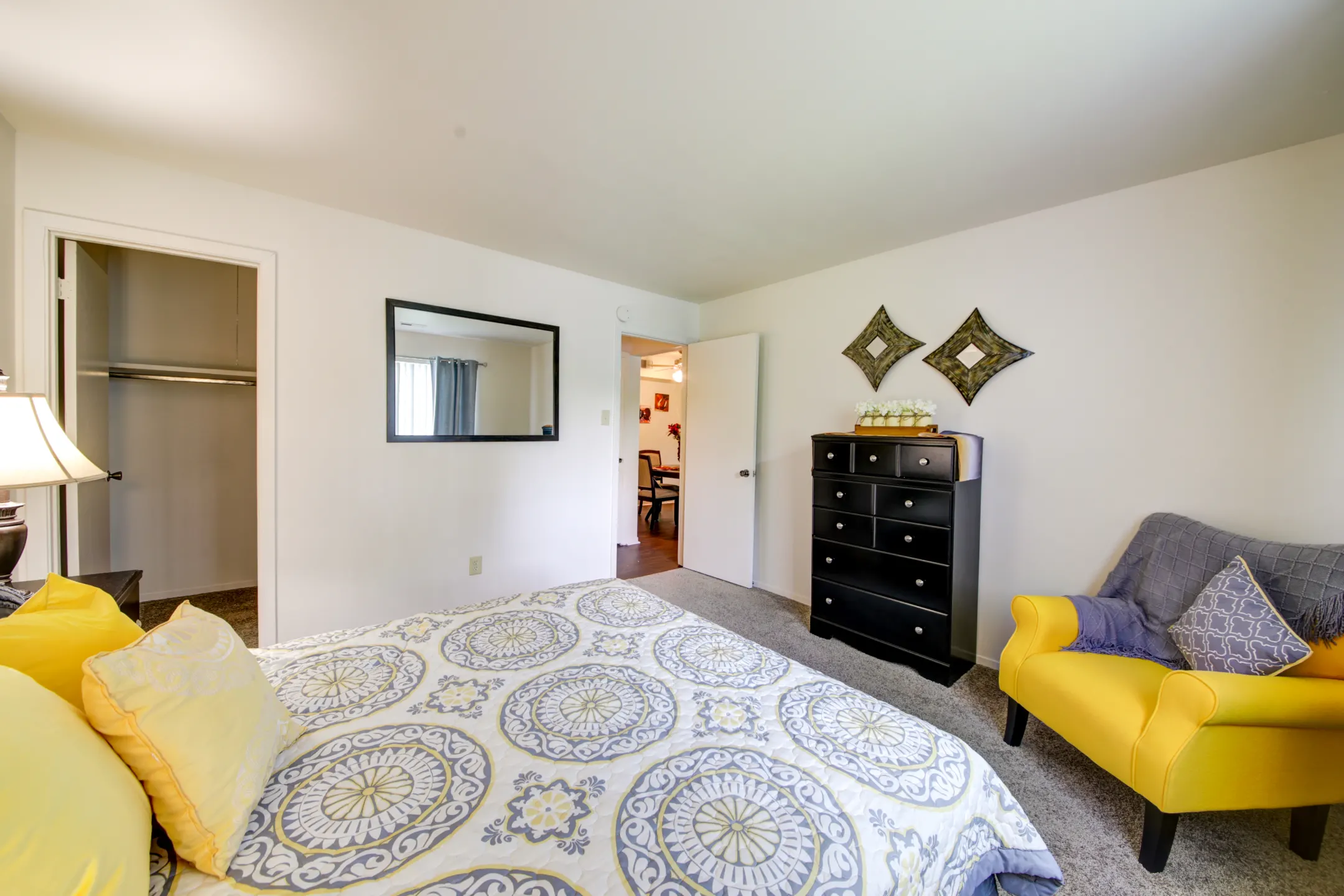 Suson Pines Apartments Saint Louis, MO 63128