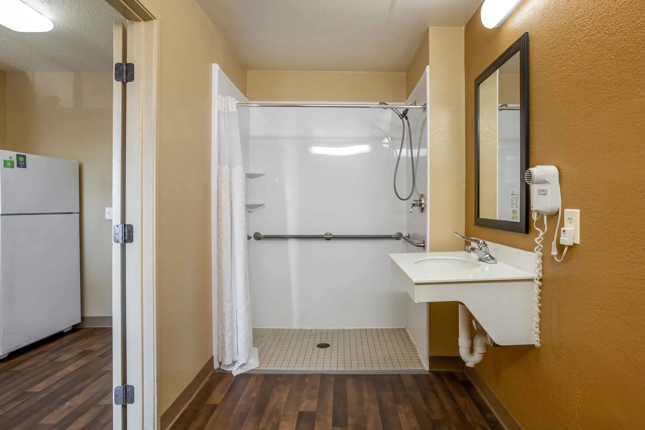 Bathroom - Furnished Studio - Norwalk - Stamford - Norwalk, CT