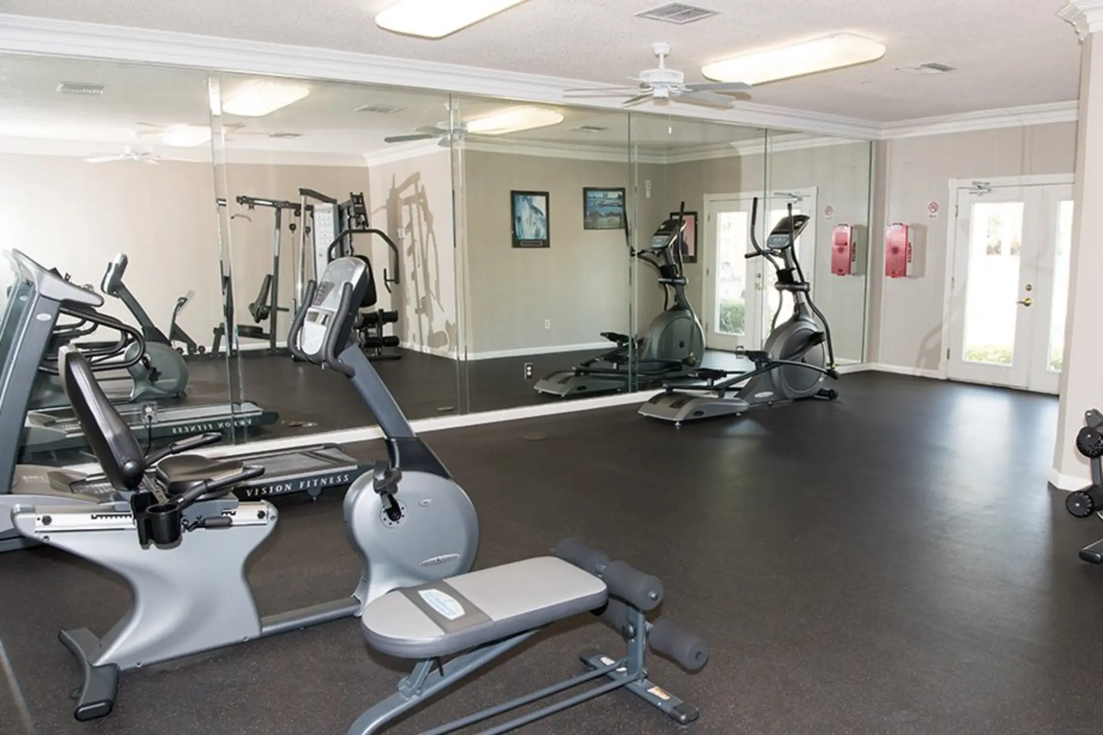 Fitness Weight Room - Ascott Place Apartments - Tampa, FL