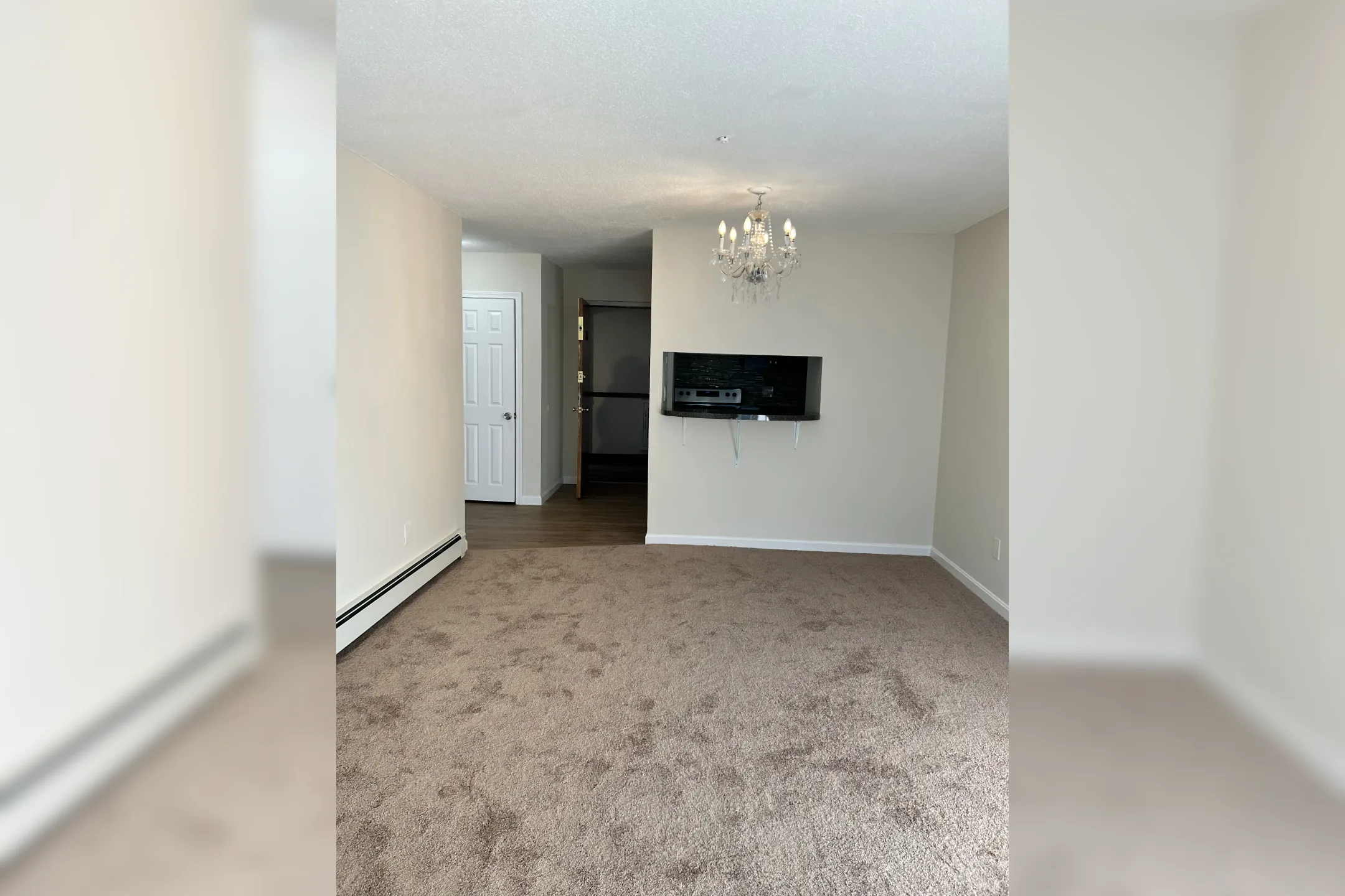 Carlyle House Apartments Apartments Revere, MA 02151