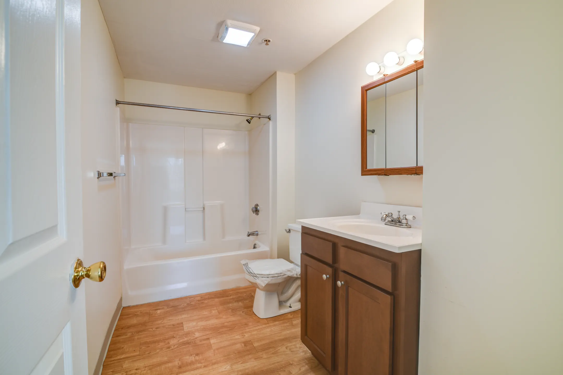 The Residences at Summit Pointe Apartments Manchester, NH 03104