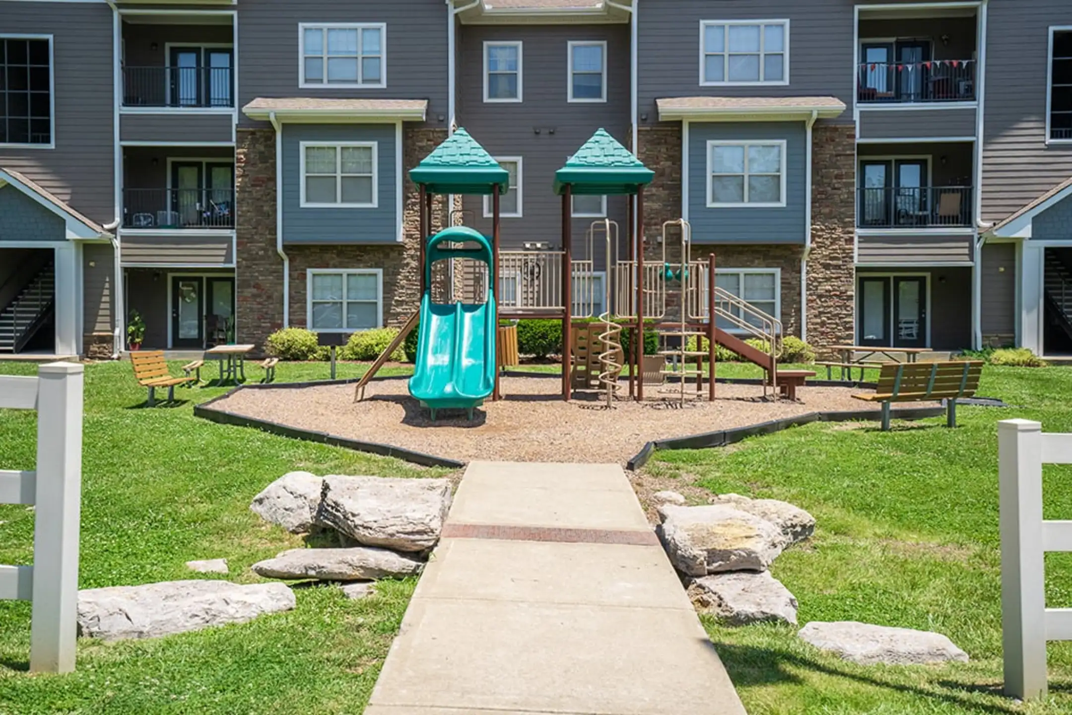 The Falls at 109 Apartments Lebanon, TN 37090