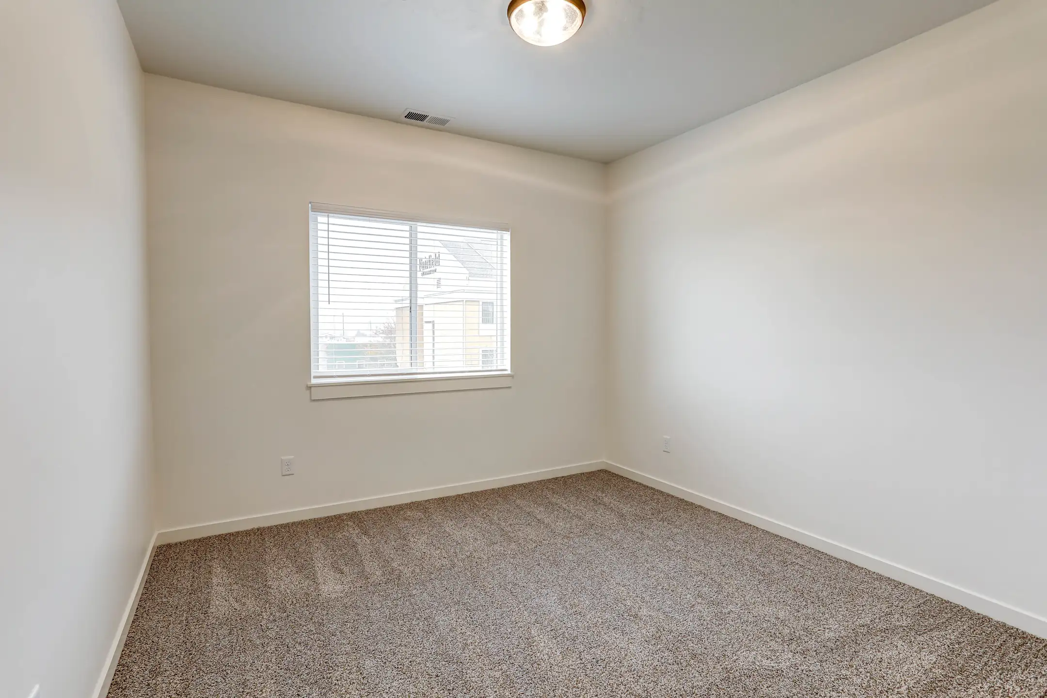 Hawks Landing 9848 West Sand Hill Drive Nampa, ID Apartments for