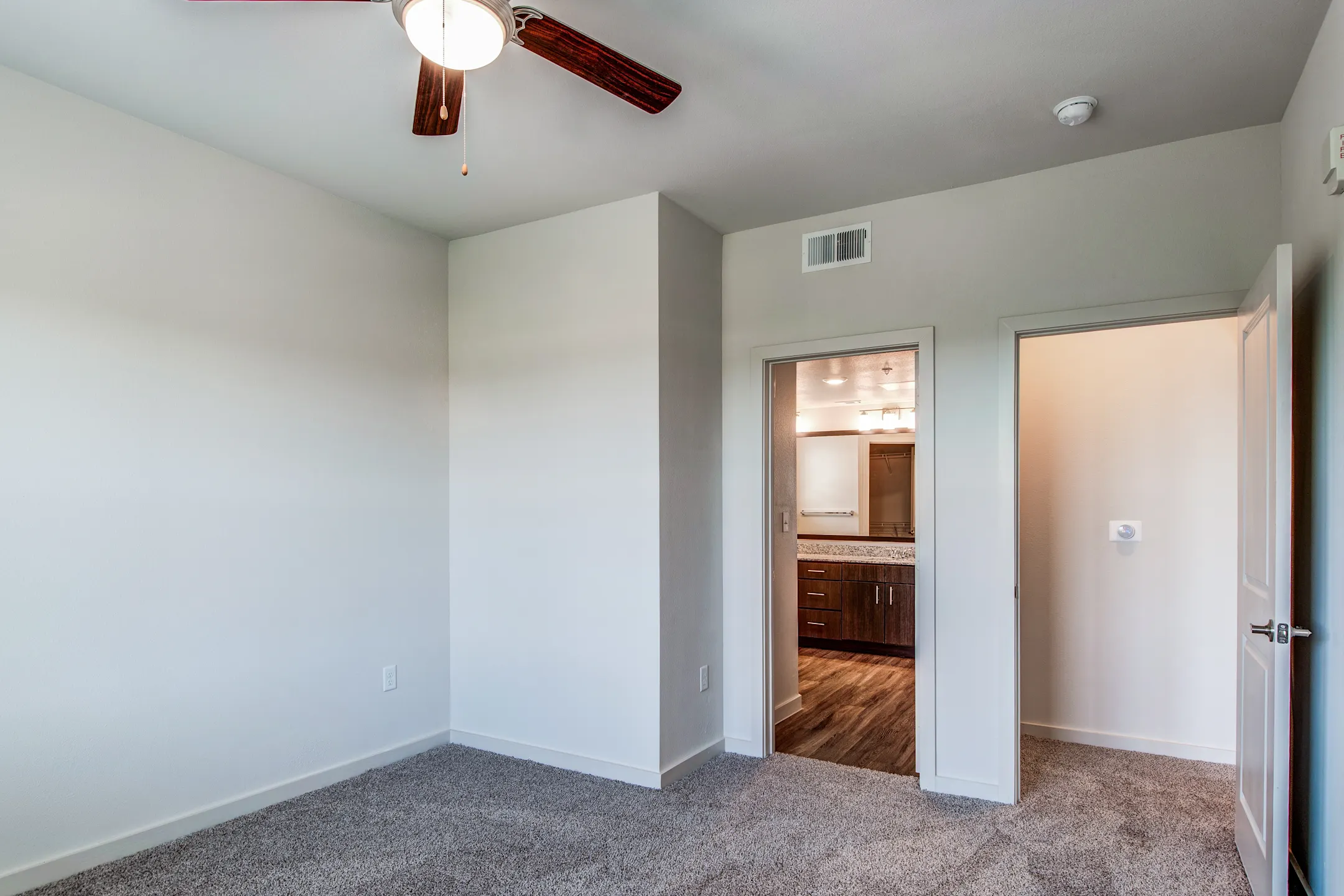 Bedroom - Water Oak - Austin, TX