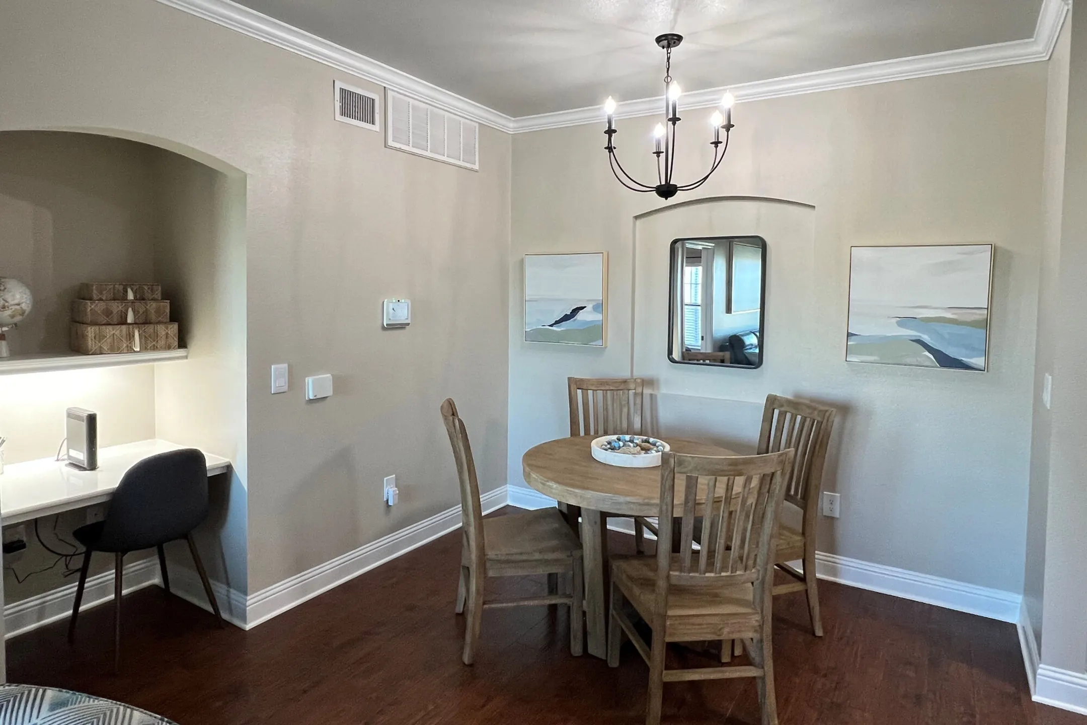 Dining Room - The Colony Apartments - Victoria, TX