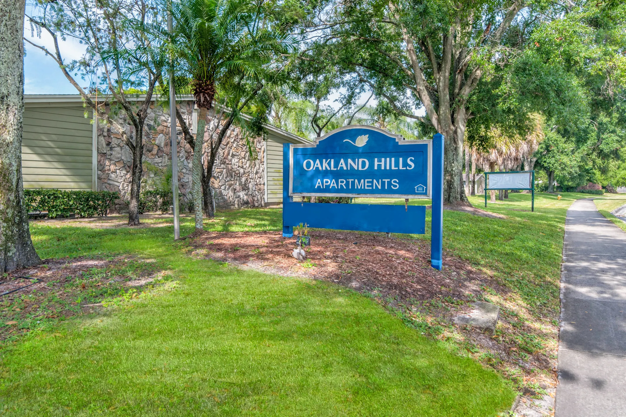 Community Signage - Oakland Hills Villas On The Lake - Margate, FL