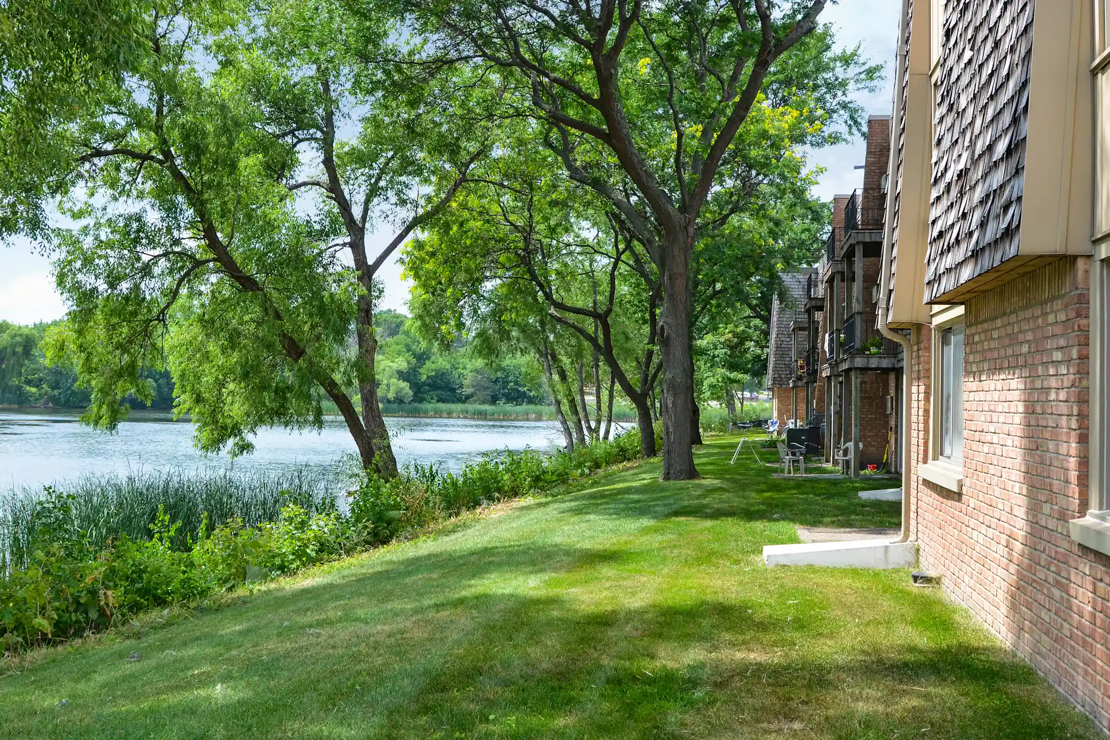 Midland Terrace 3529 Owasso Street Shoreview, MN Apartments for