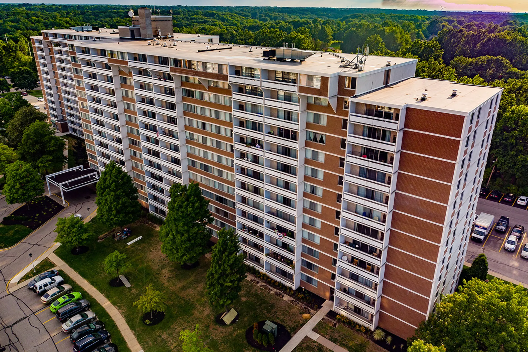 Pine Ridge Apartments Apartments Willoughby Hills, OH 44094