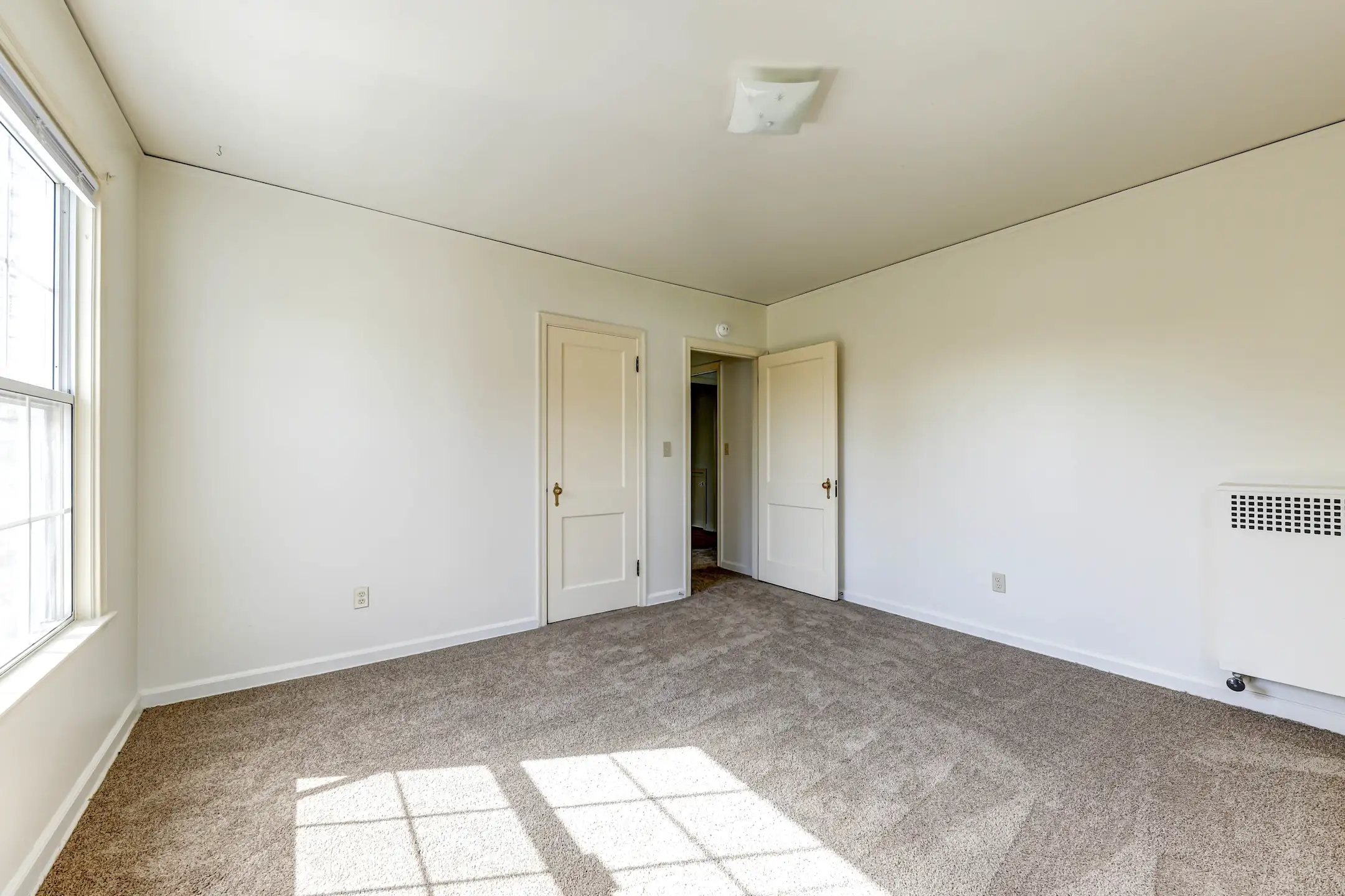 Edgewater Apartments 2411 42nd Ave E Seattle, WA for Rent Rent.