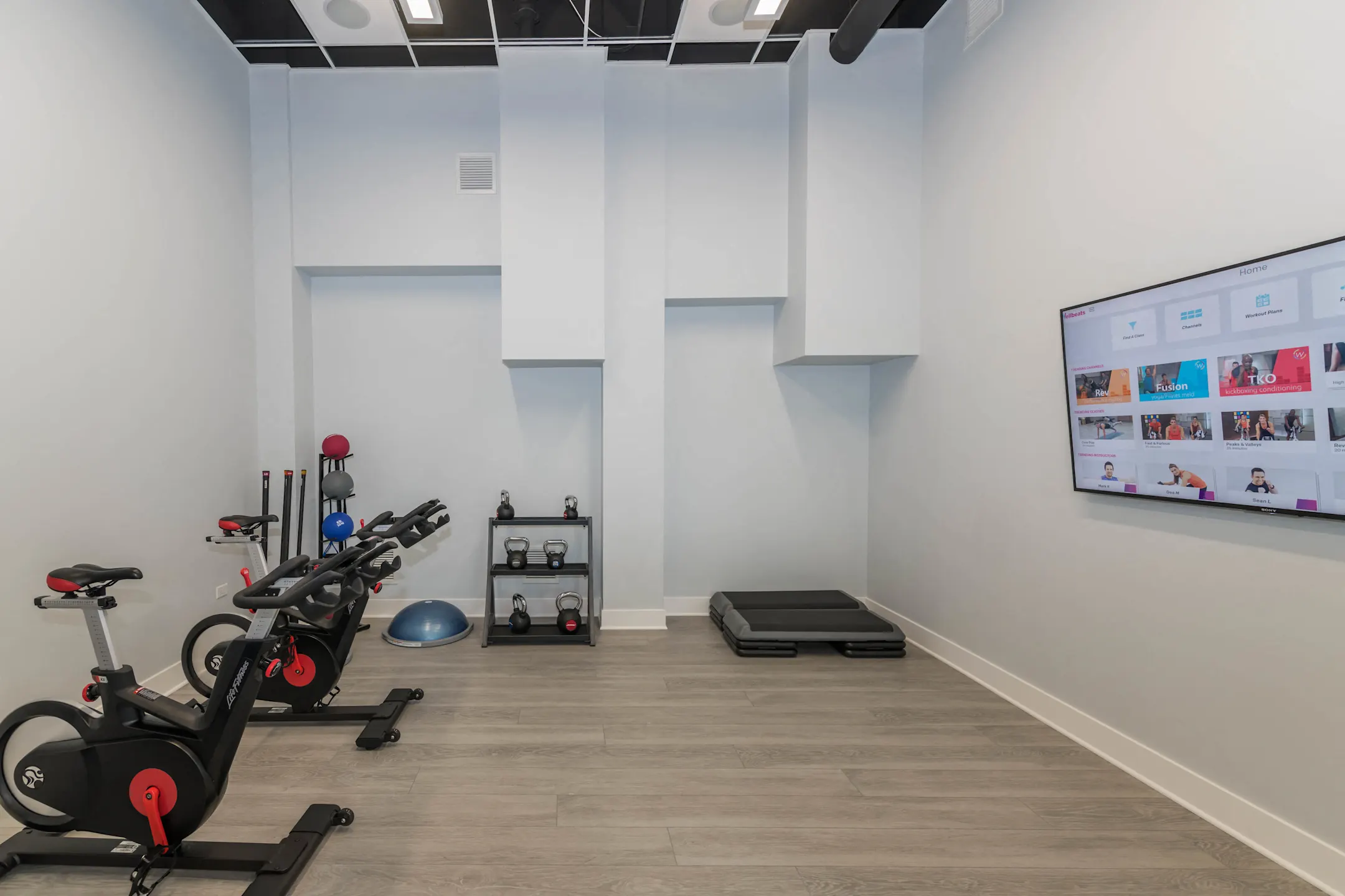 The Residences of Wilmette 617 Green Bay Rd Wilmette, IL Apartments