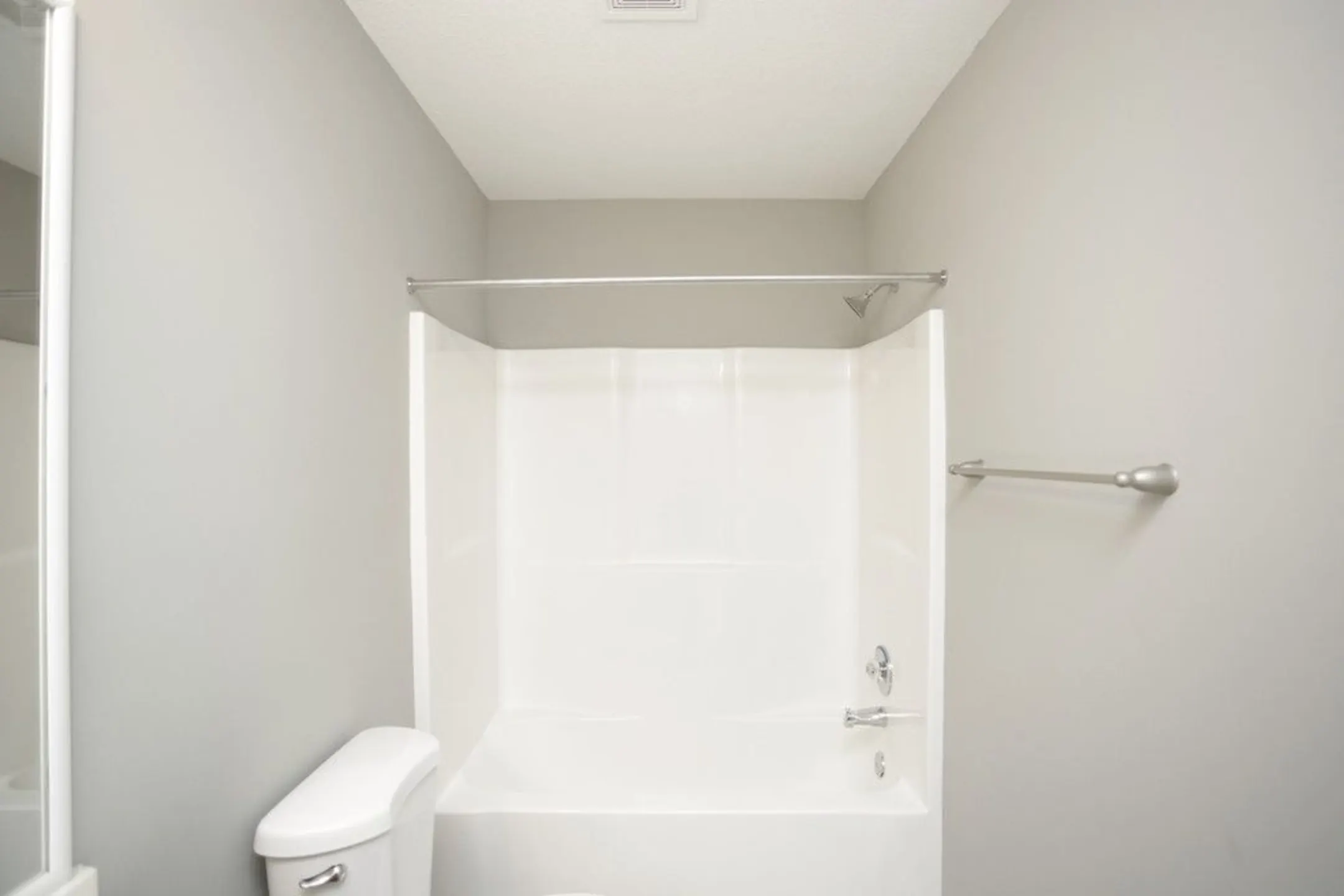 Bathroom - The Townhomes at Holly Ridge - Kansas City, MO
