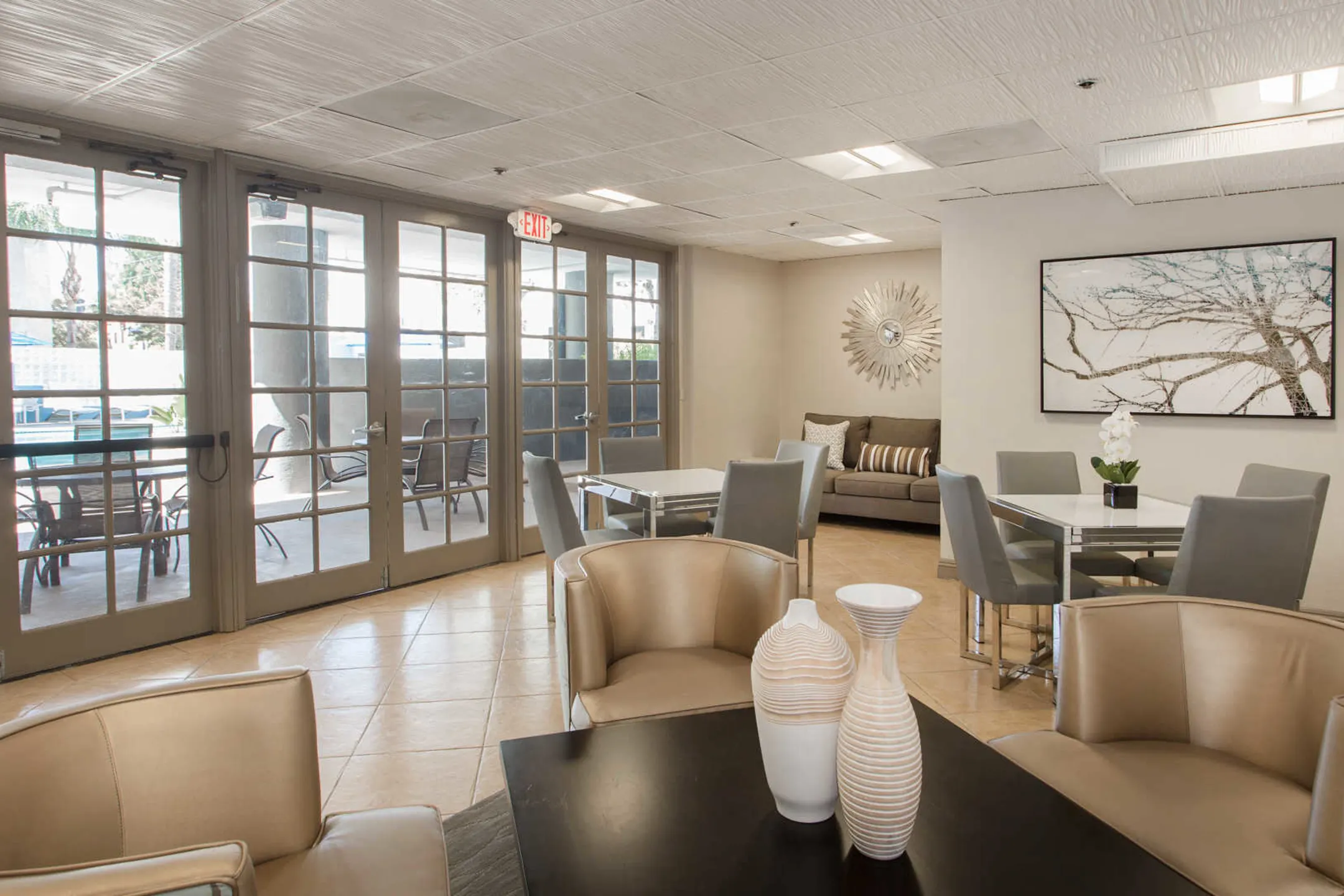 Living Room - The Encore - Sherman Oaks, CA