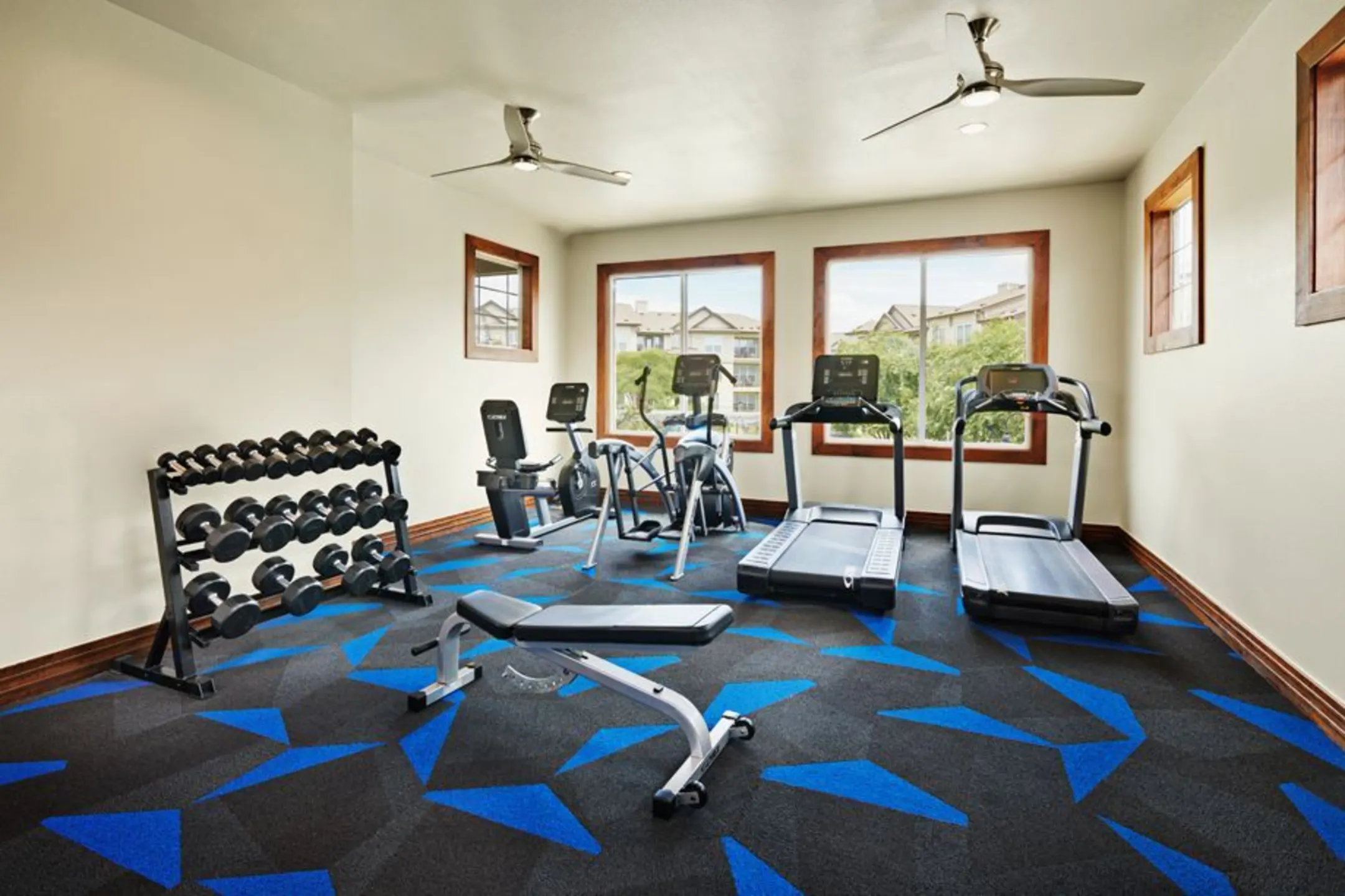 Fitness Weight Room - Camden Cedar Hills - Austin, TX