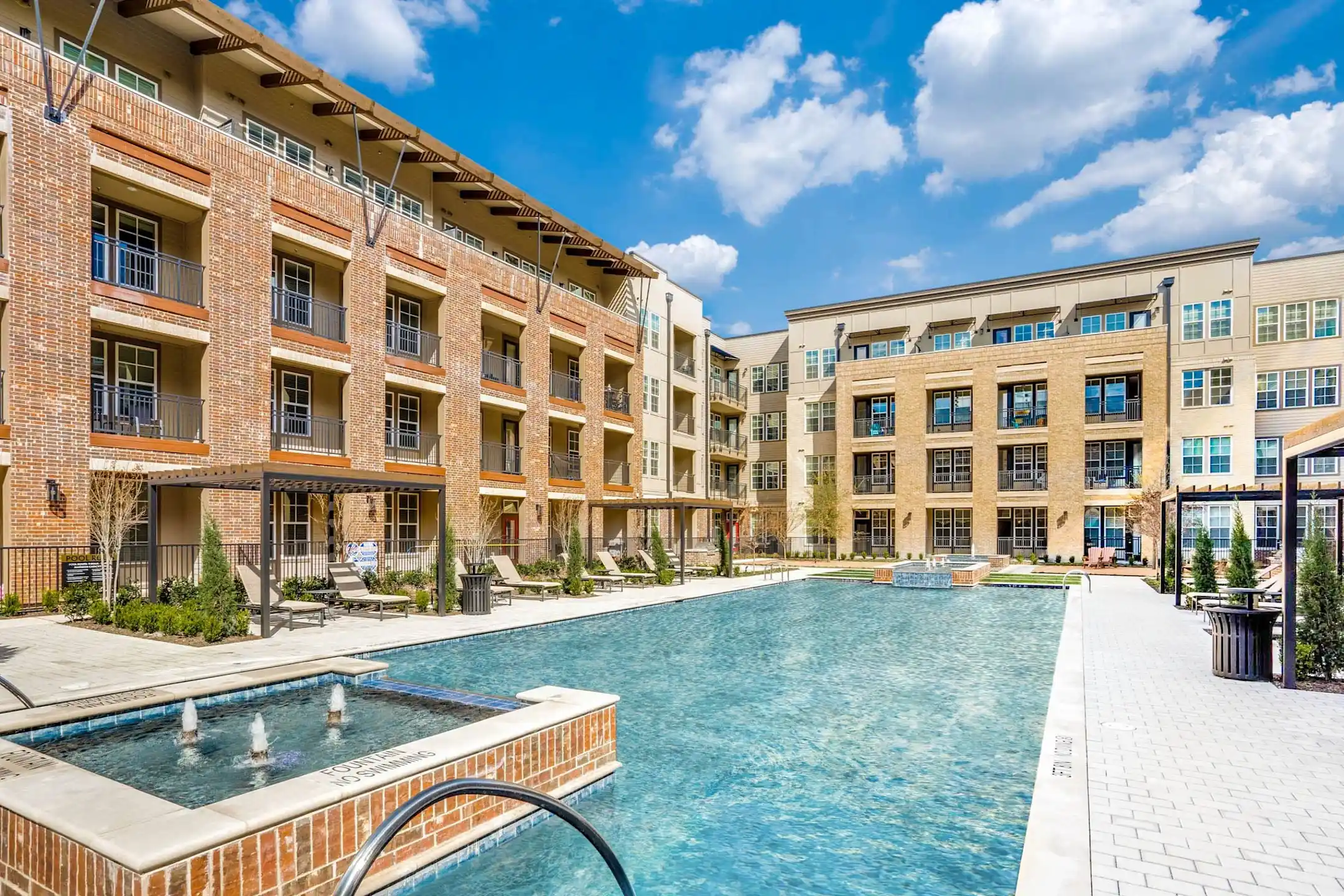 Wallis and Baker Apartments Grapevine, TX 76051