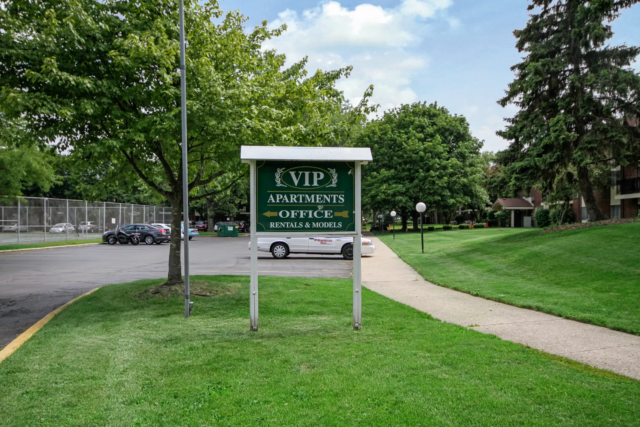 Vip Apartments Wheeling Il