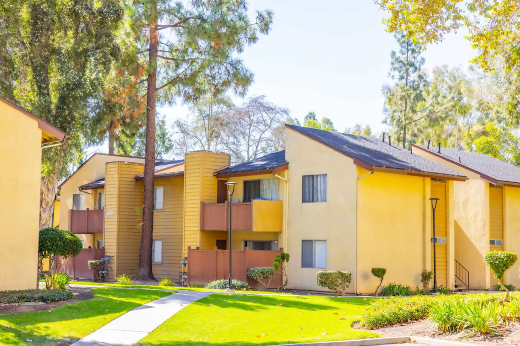 Walnut Ridge 3610 S Nogales St West Covina, CA Apartments for Rent