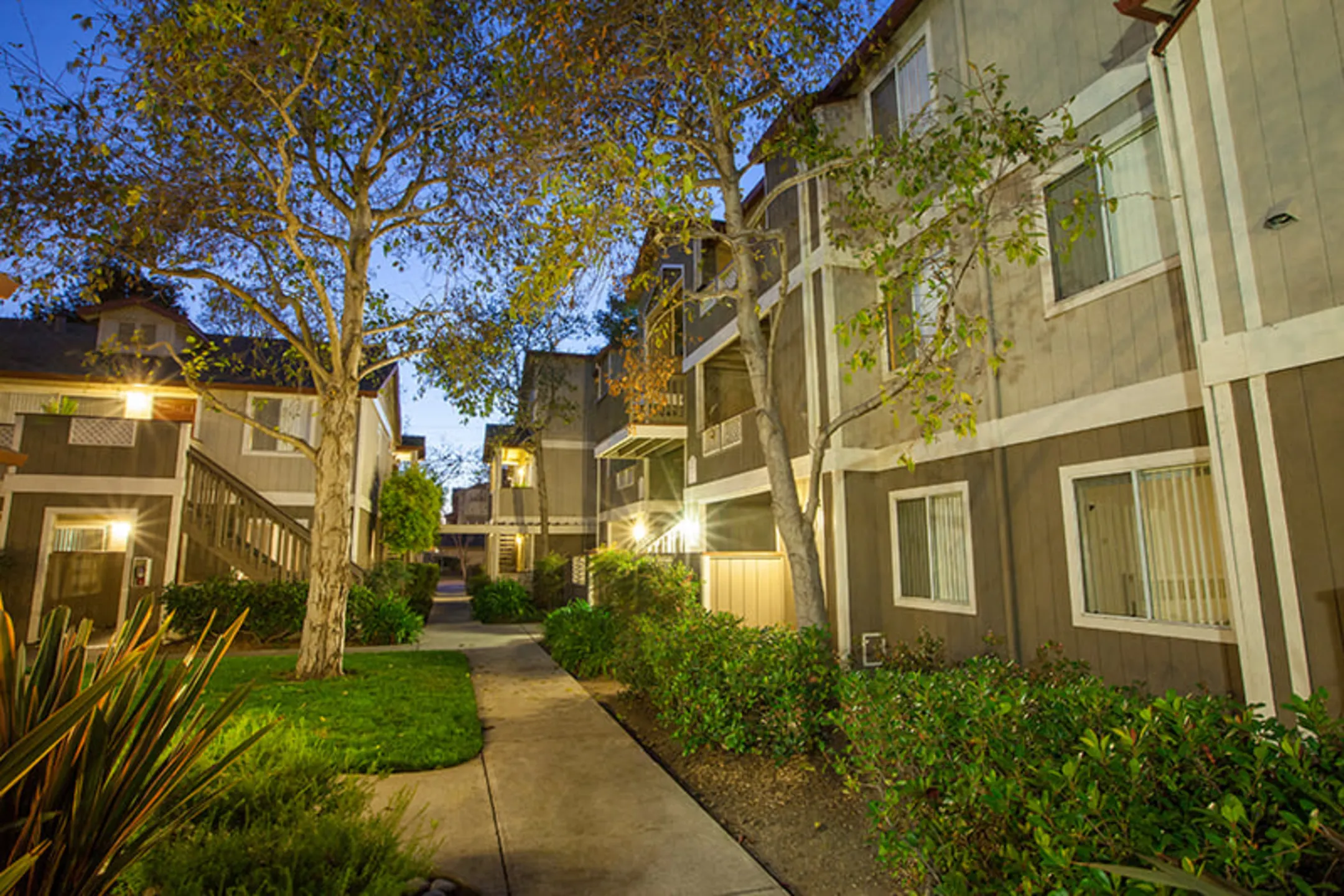 Alderwood Park Apartments 37057 Magnolia St Newark, CA Apartments
