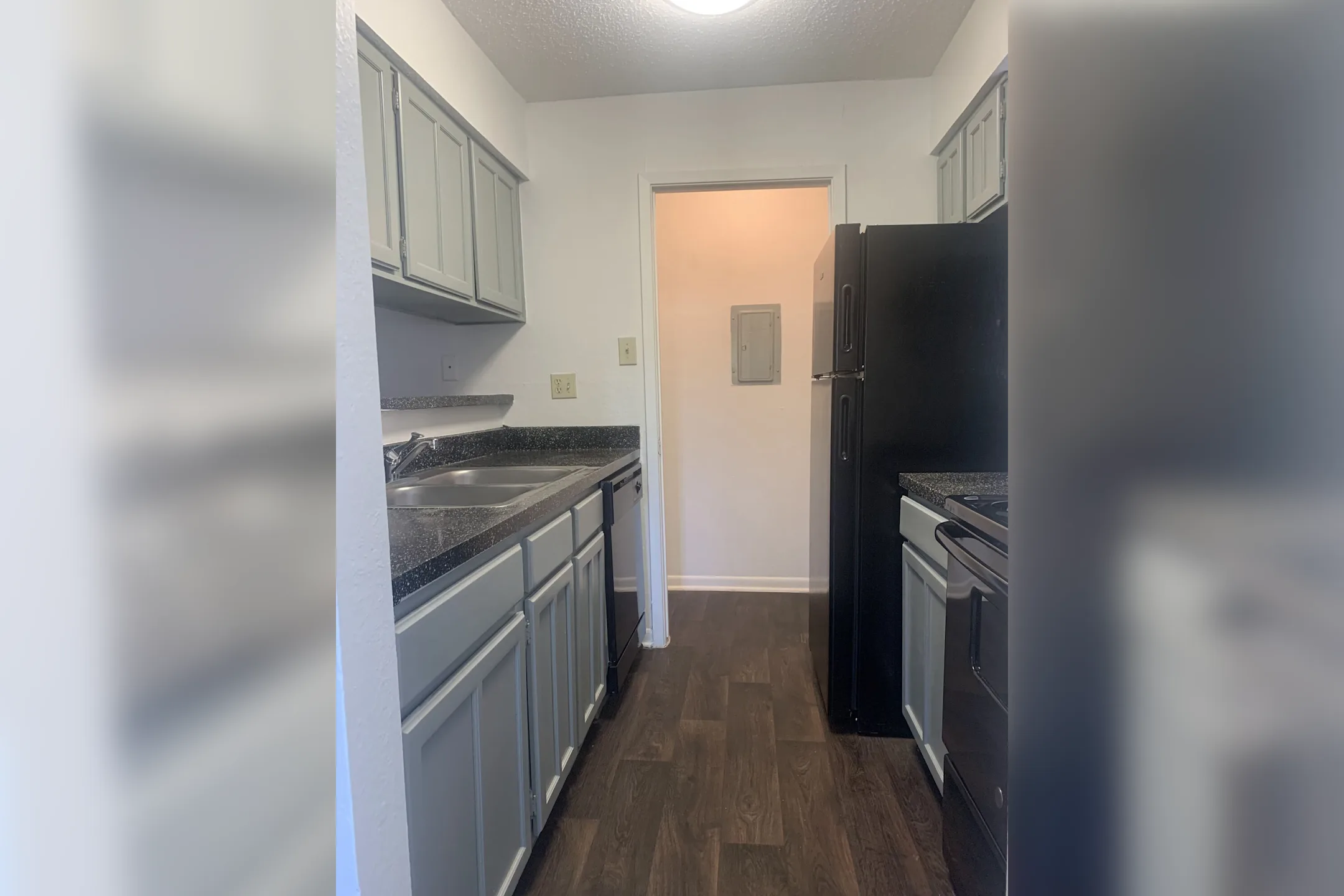 Plantation West Apartments Hurst, TX 76053