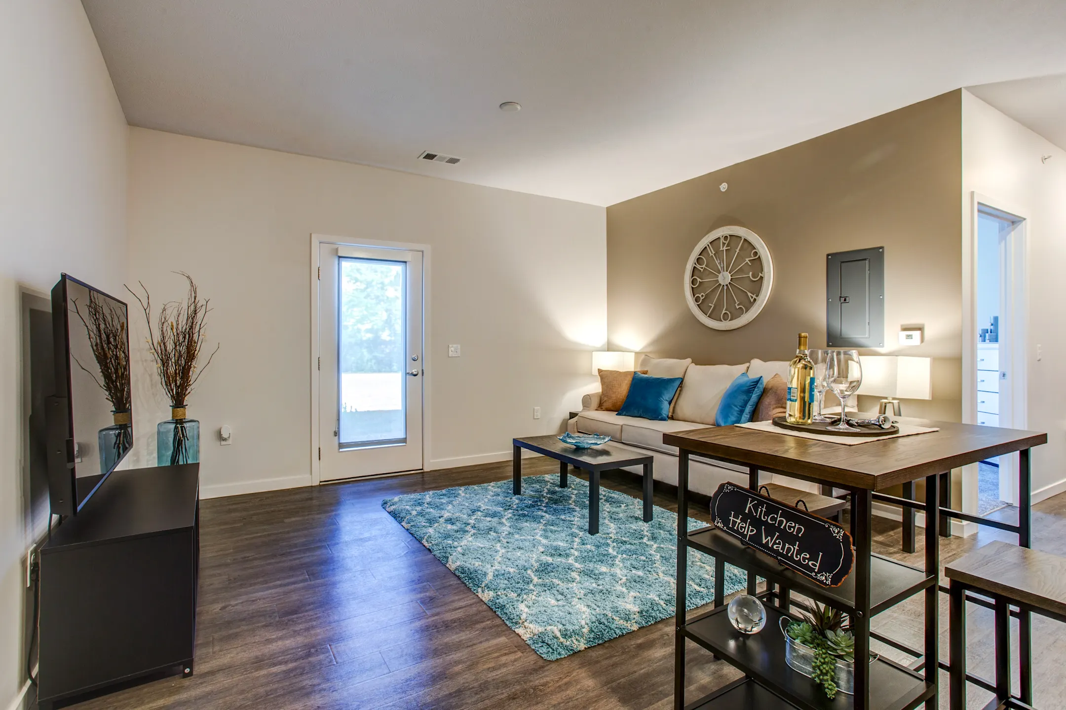 Lofts at Fox Ridge 200 N Fox Ridge Dr Raymore, MO Apartments for