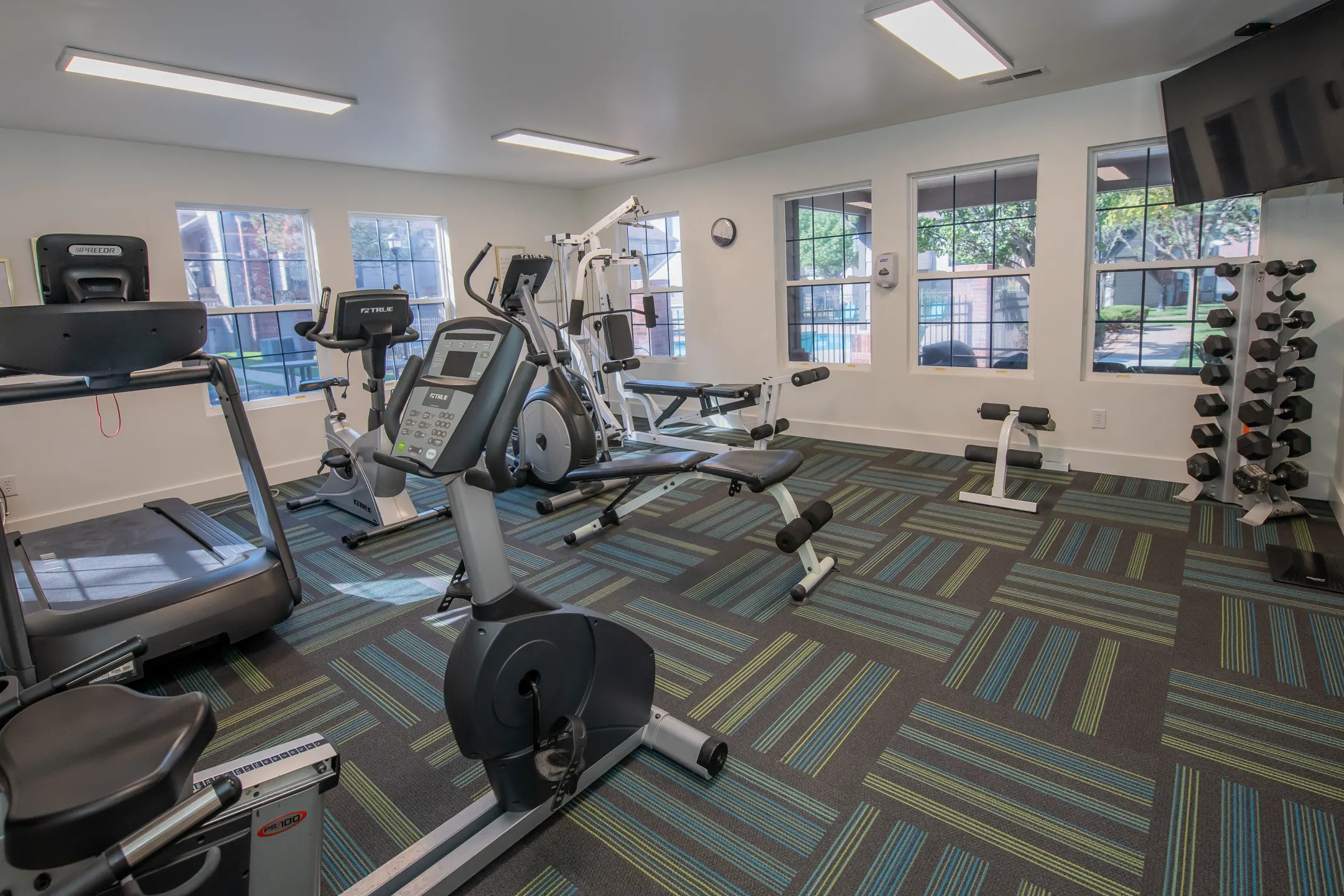 Fitness Weight Room - Huntington Park - Wichita, KS
