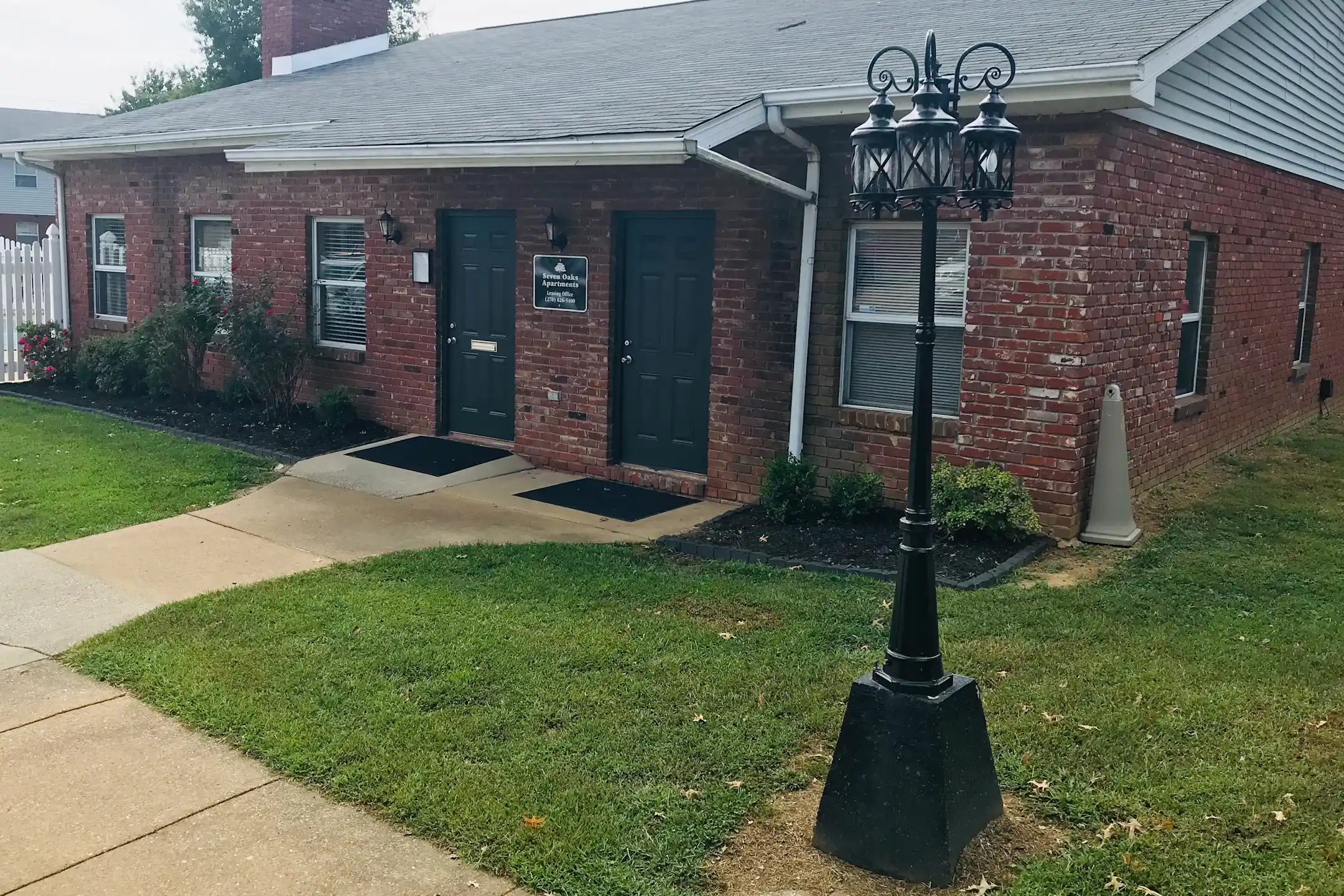 Seven Oaks Apartments 771 Lakeview Dr Henderson, KY Apartments for