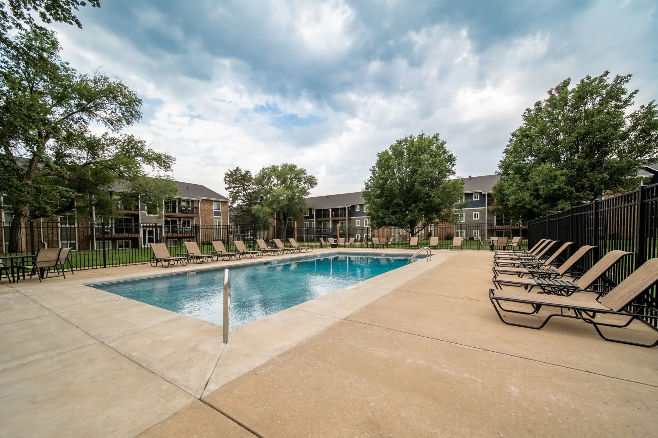 Westwood On Battlefield - 1131 W Battlefield St | Springfield, MO ...