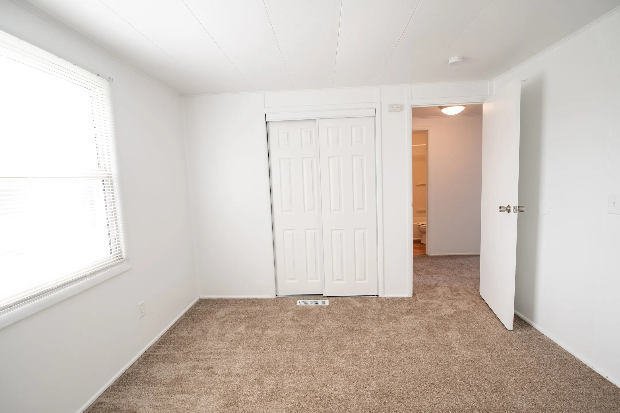 Saddle Club Townhomes Apartments Liverpool, NY 13090