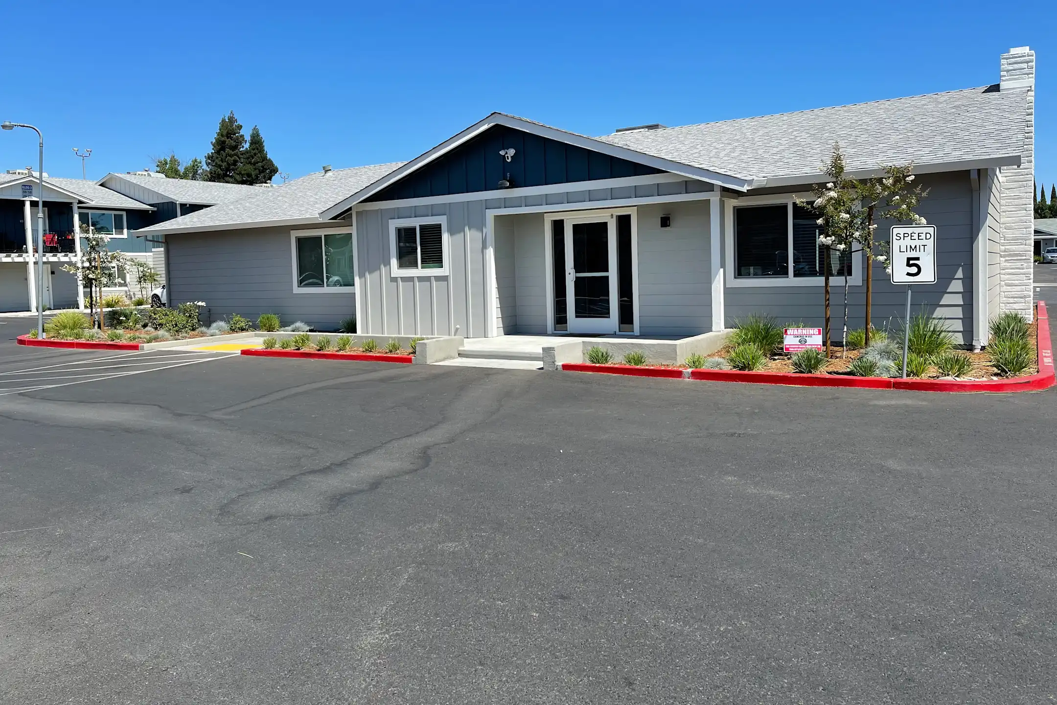 Sutter Commons Apartments 1341 Dustin Dr Yuba City, CA Apartments