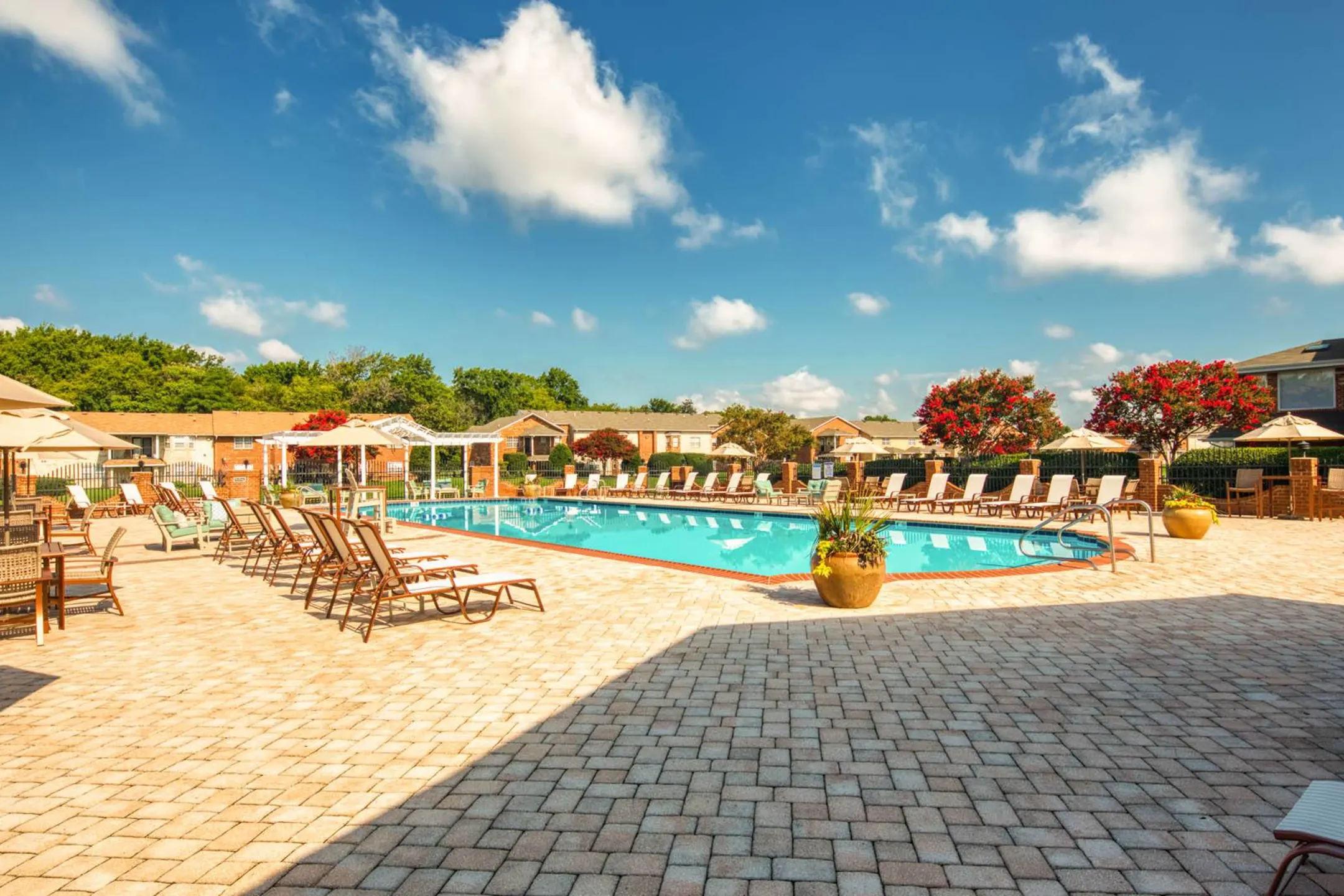 Holly Point 2540 Holly Point Blvd Chesapeake, VA Apartments for