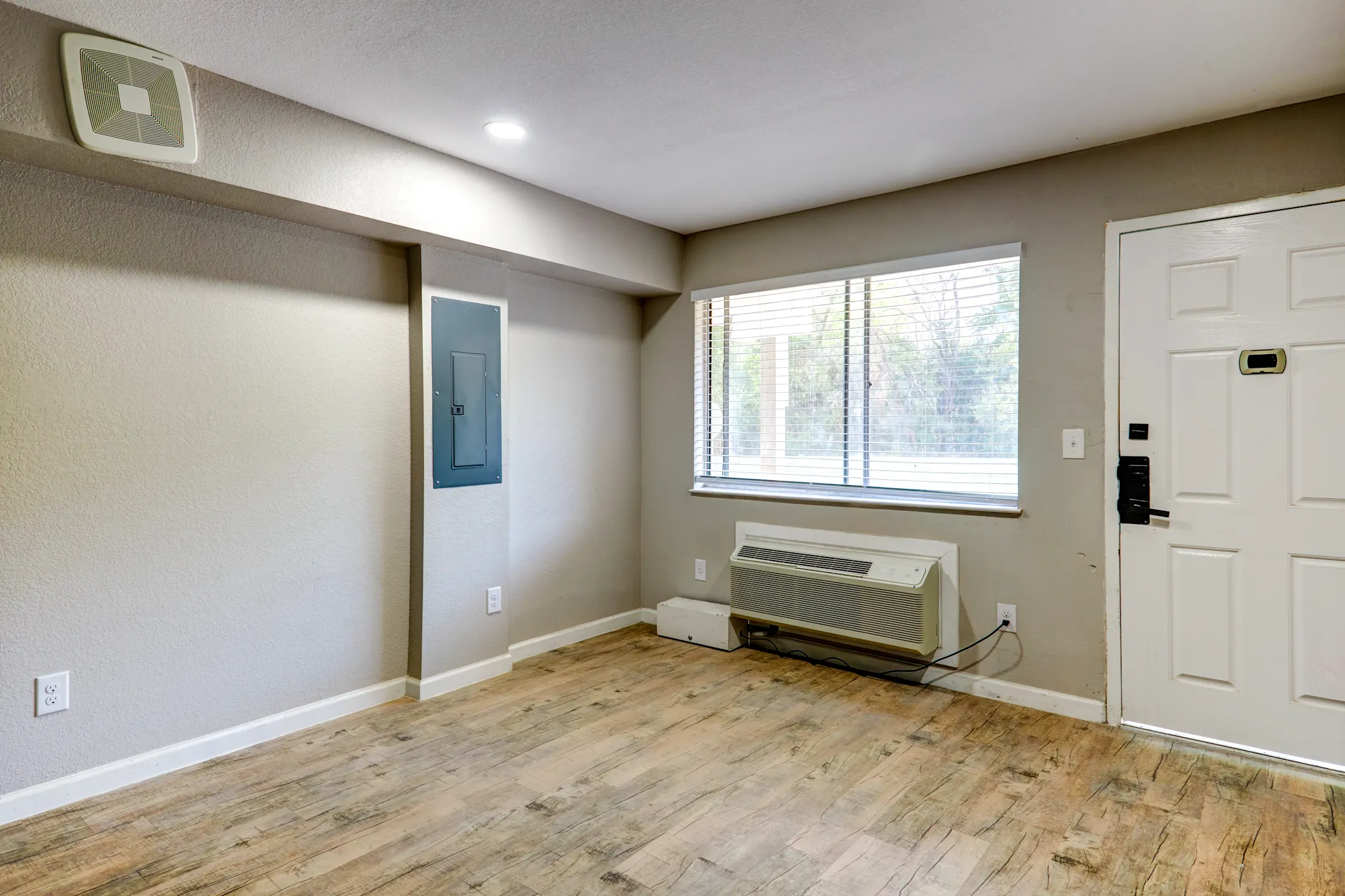 Alma Apartments Apartments Austin, TX 78753