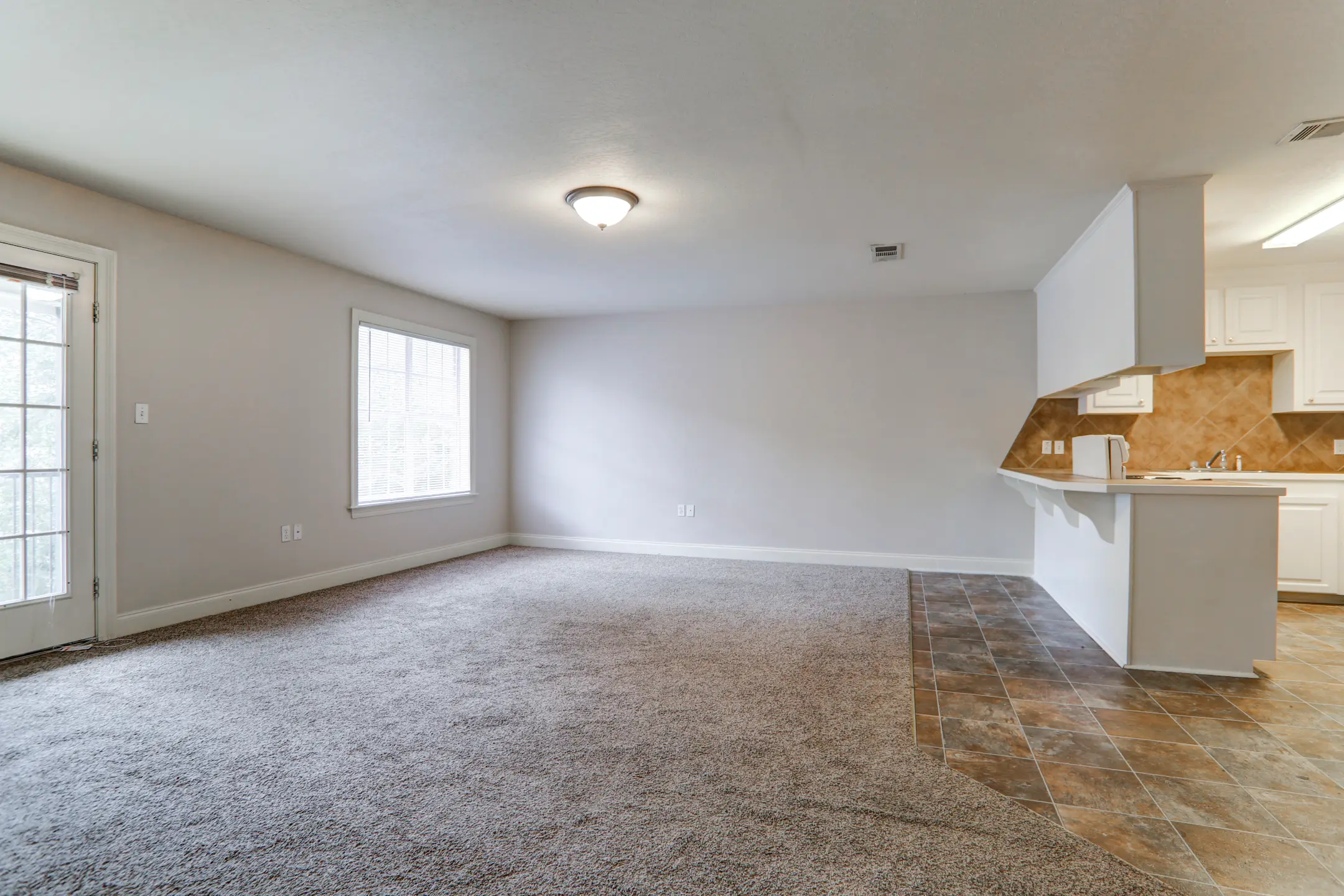 The Drake at Oak Grove Apartments Hattiesburg, MS 39402