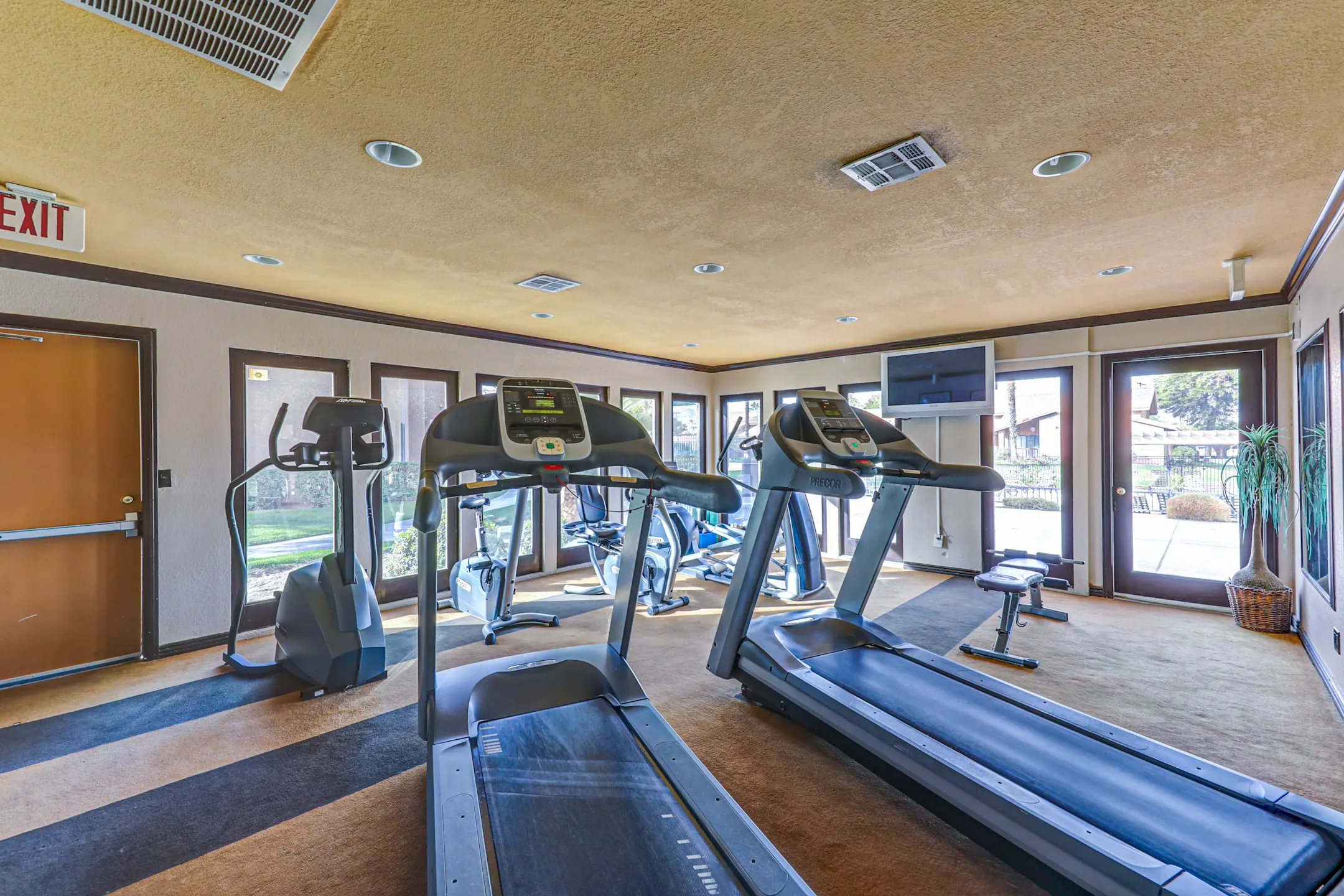 Saddleback Luxury Homes Apartments Bermuda Dunes, CA 92203