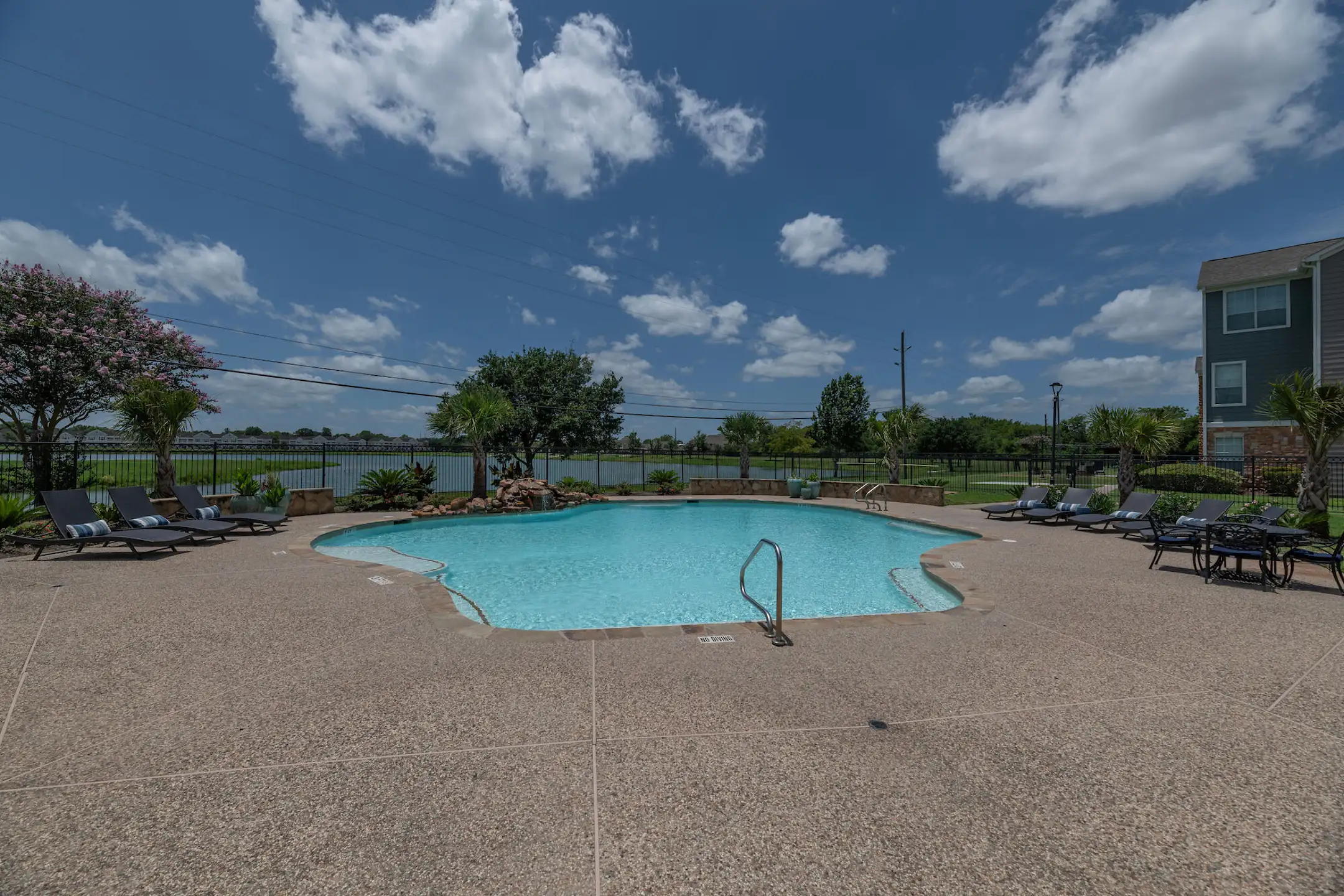 2800 Tranquility Apartments Pearland, TX 77584