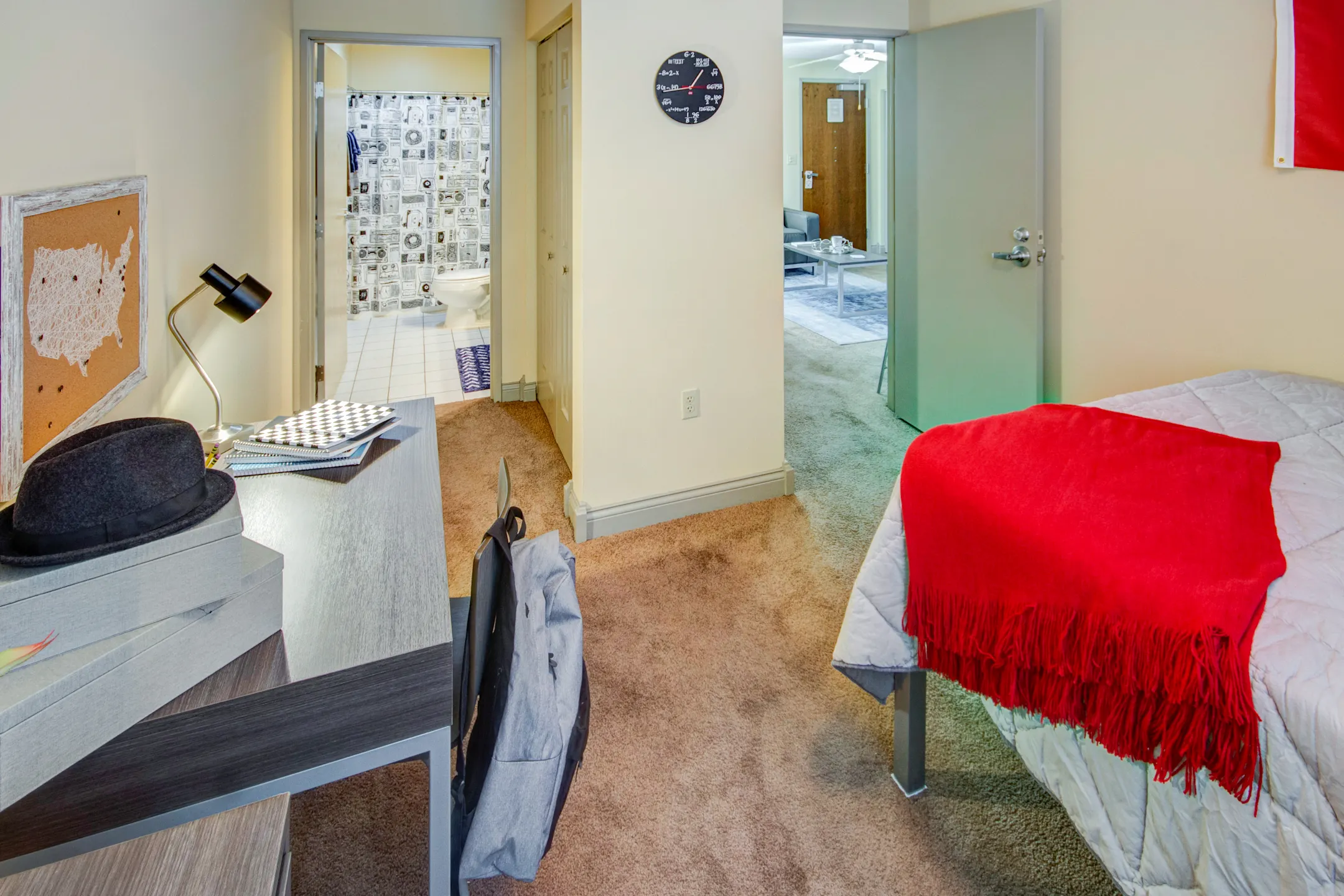 The Avenue on College Lease by the Bedroom Apartments Bloomington