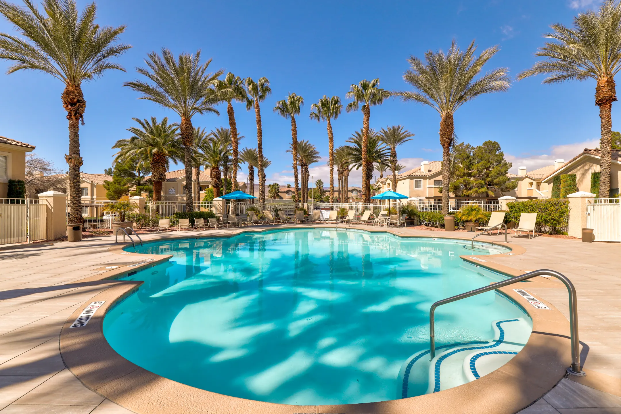 Pool - La Villa Estates - Las Vegas, NV