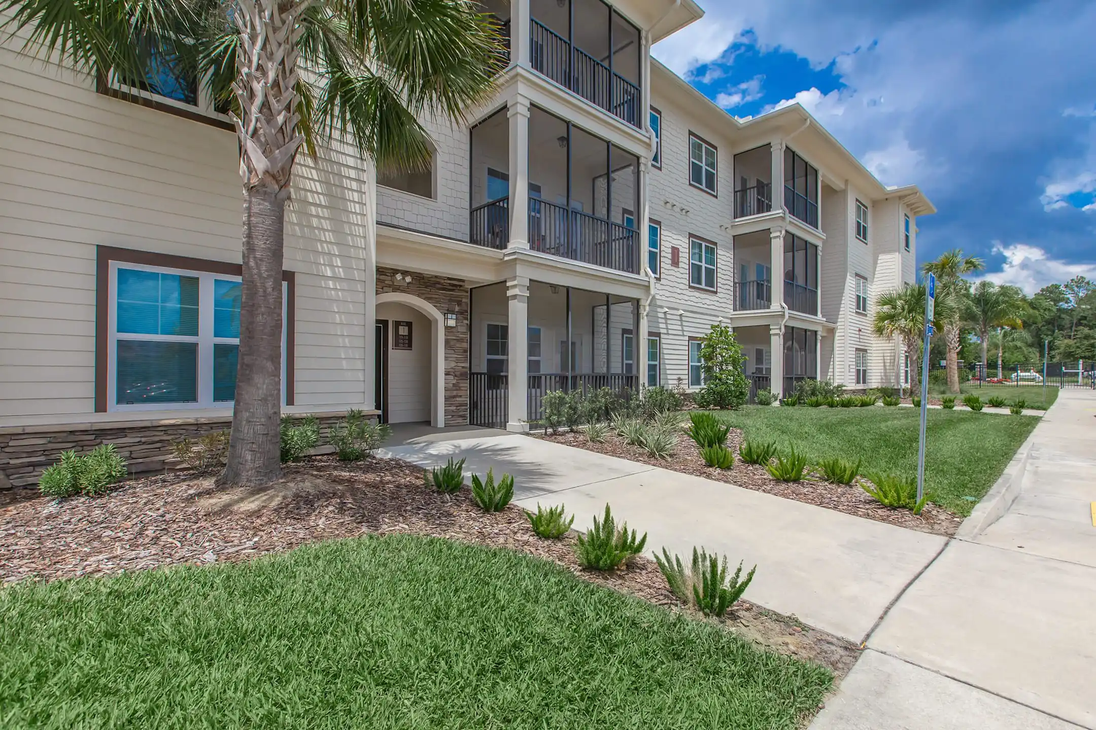 Beach House at Amelia 85041 Christian Way Yulee, FL Apartments for