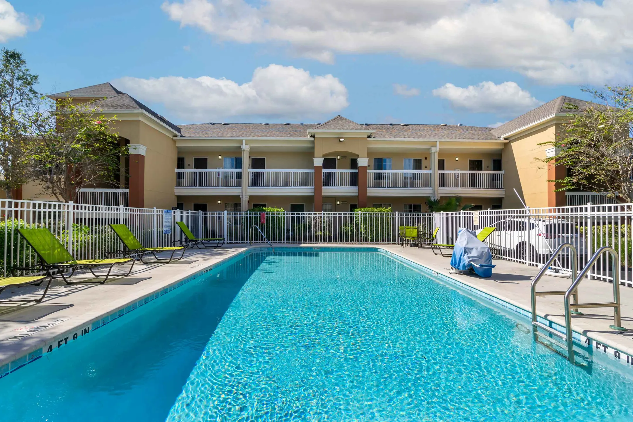 Pool - Furnished Studio - Clearwater - Carillon Park - Clearwater, FL