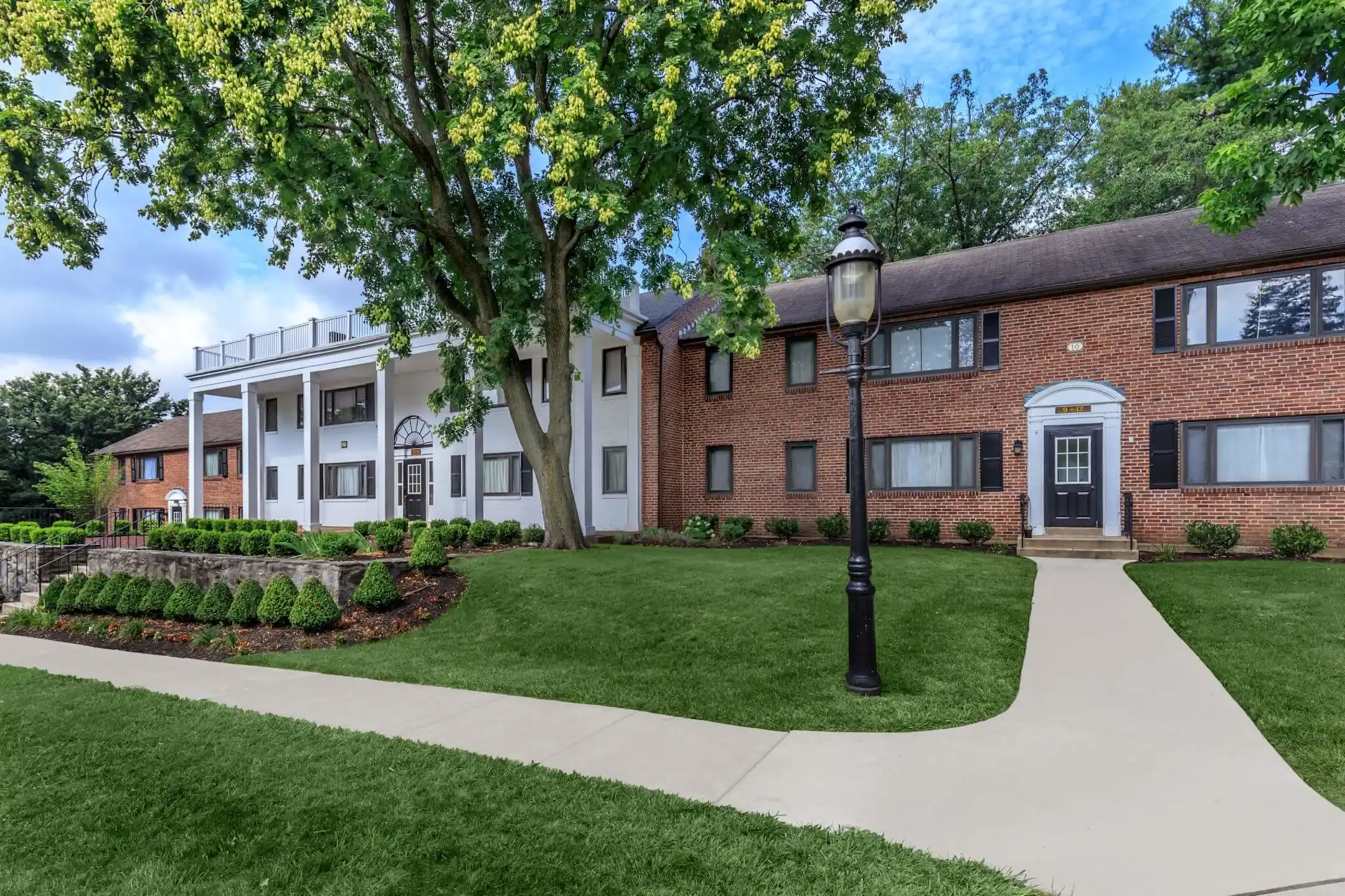 Drexelbrook Residential Community Apartments Drexel Hill, PA 19026