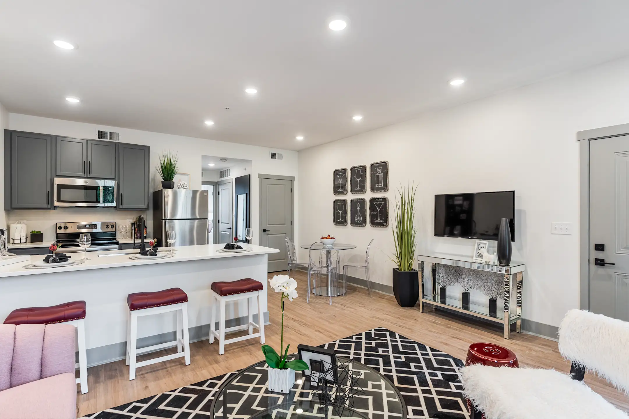 The Jameson 5540 Madison Rd Cincinnati, OH Apartments for Rent Rent.