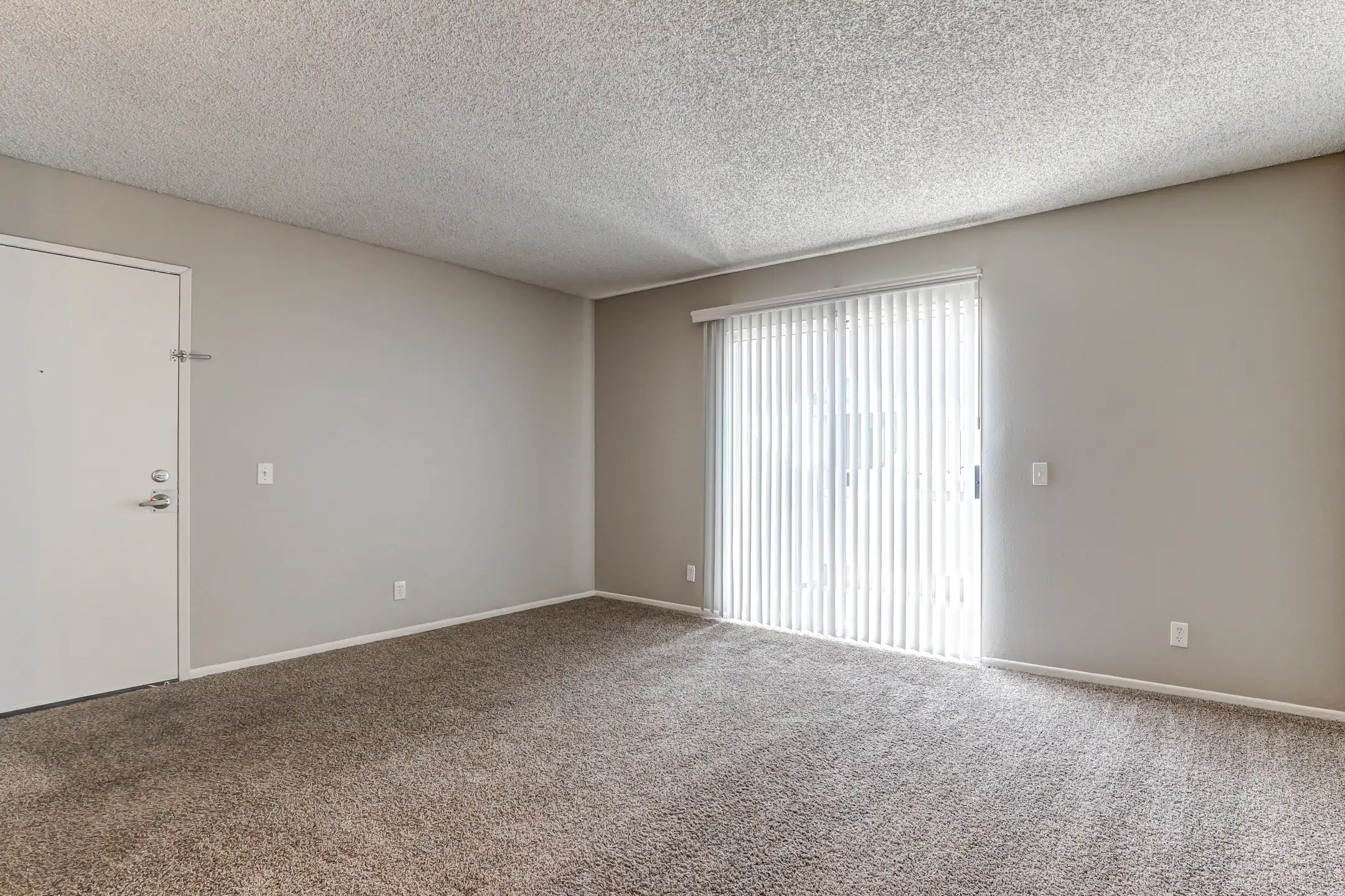 Living Room - Concord Place Apartment Homes - Riverside, CA