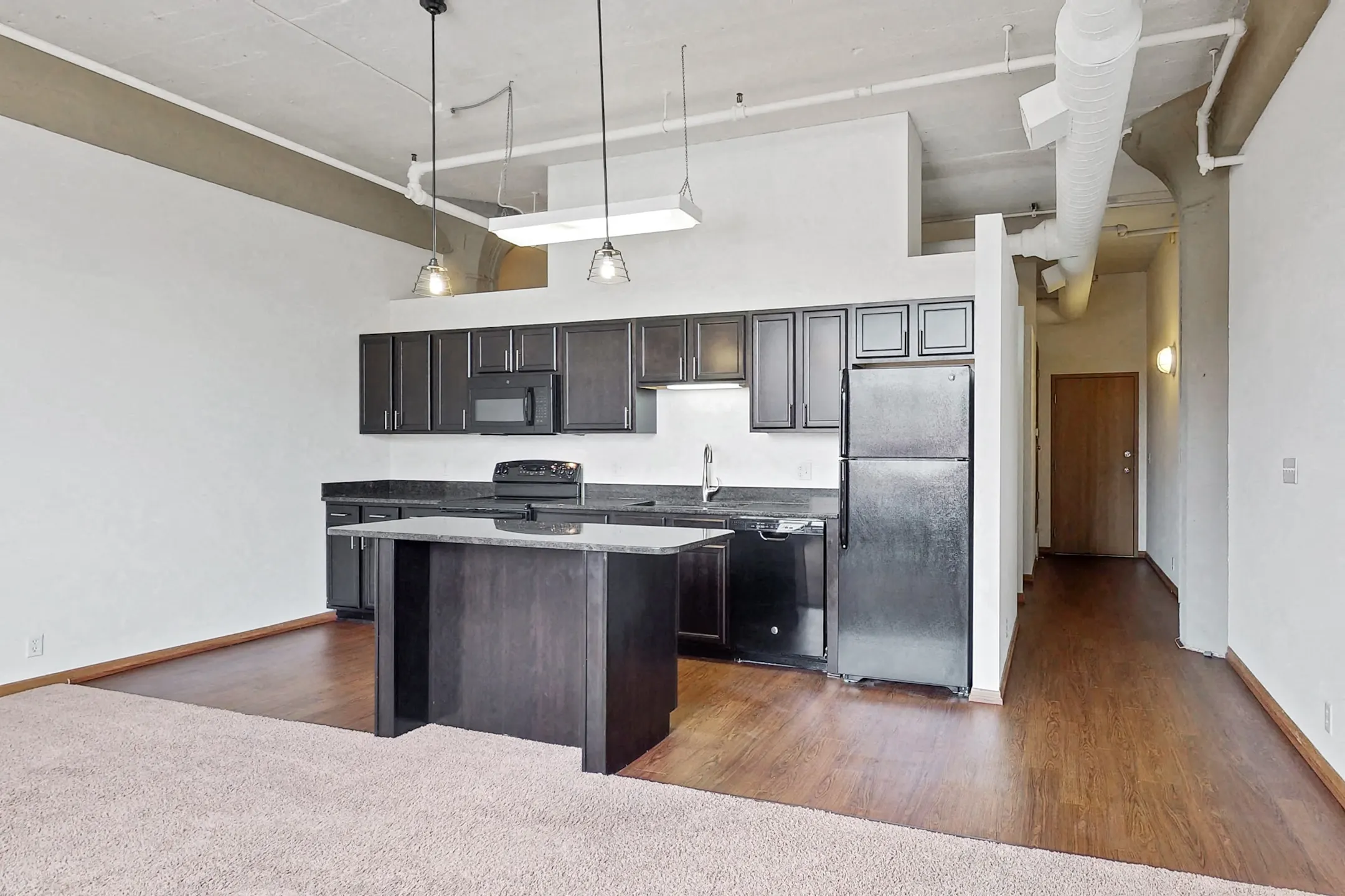 Kitchen - Skinner Macaroni Lofts - Omaha, NE