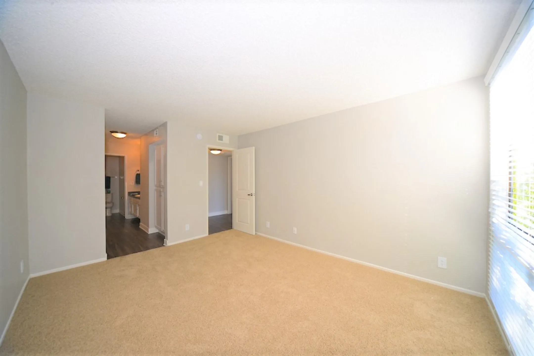 4250 Coldwater Canyon 4250 Coldwater Canyon Ave Studio City, CA